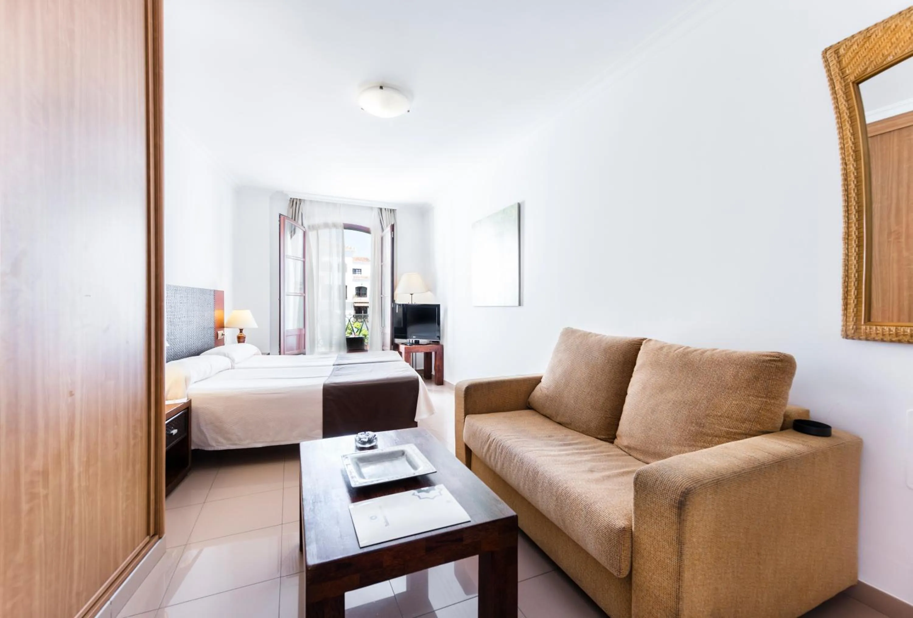 Studio in Toboso Apar - Turis