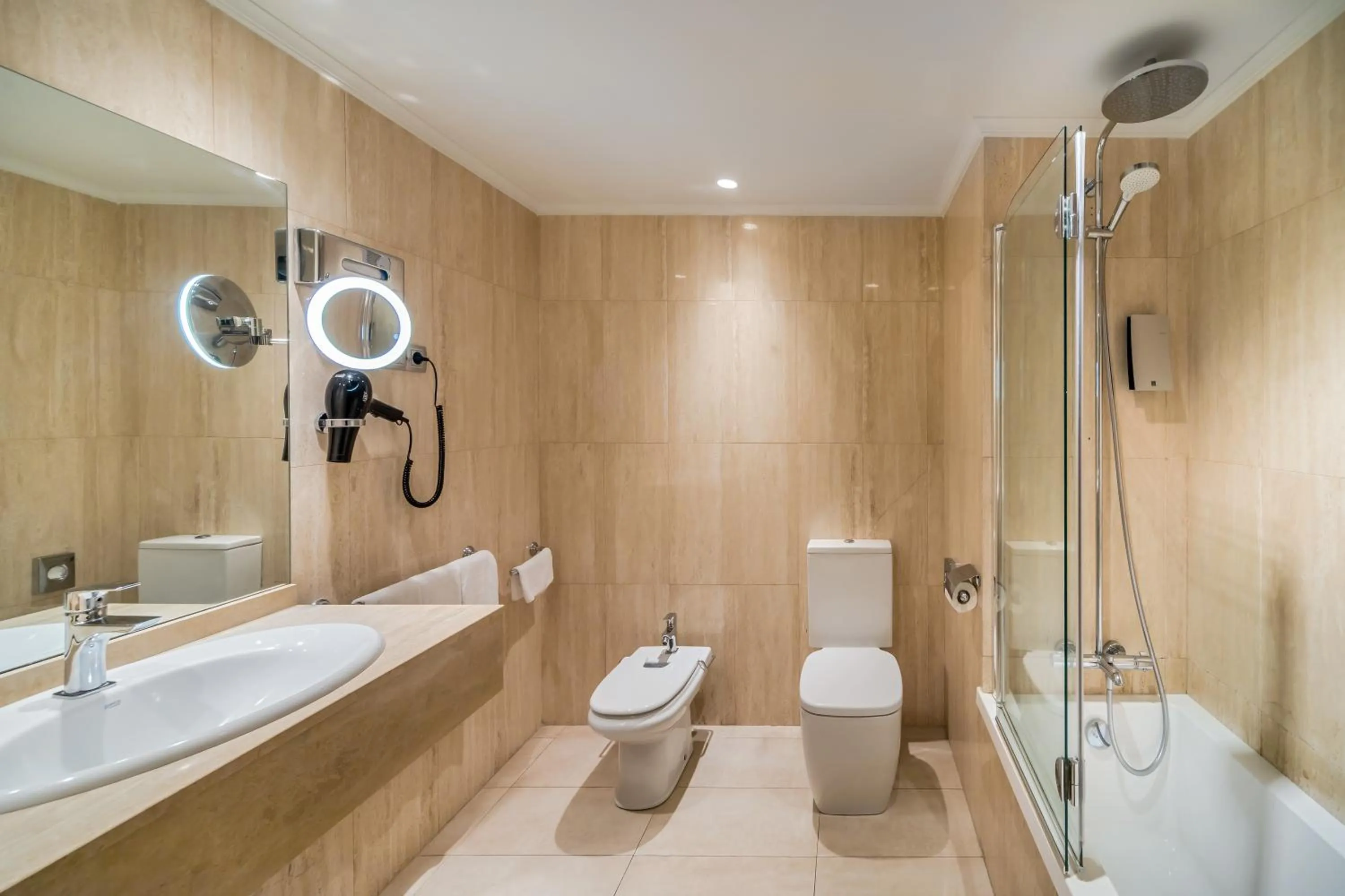 Family Room in Barceló Costa Vasca