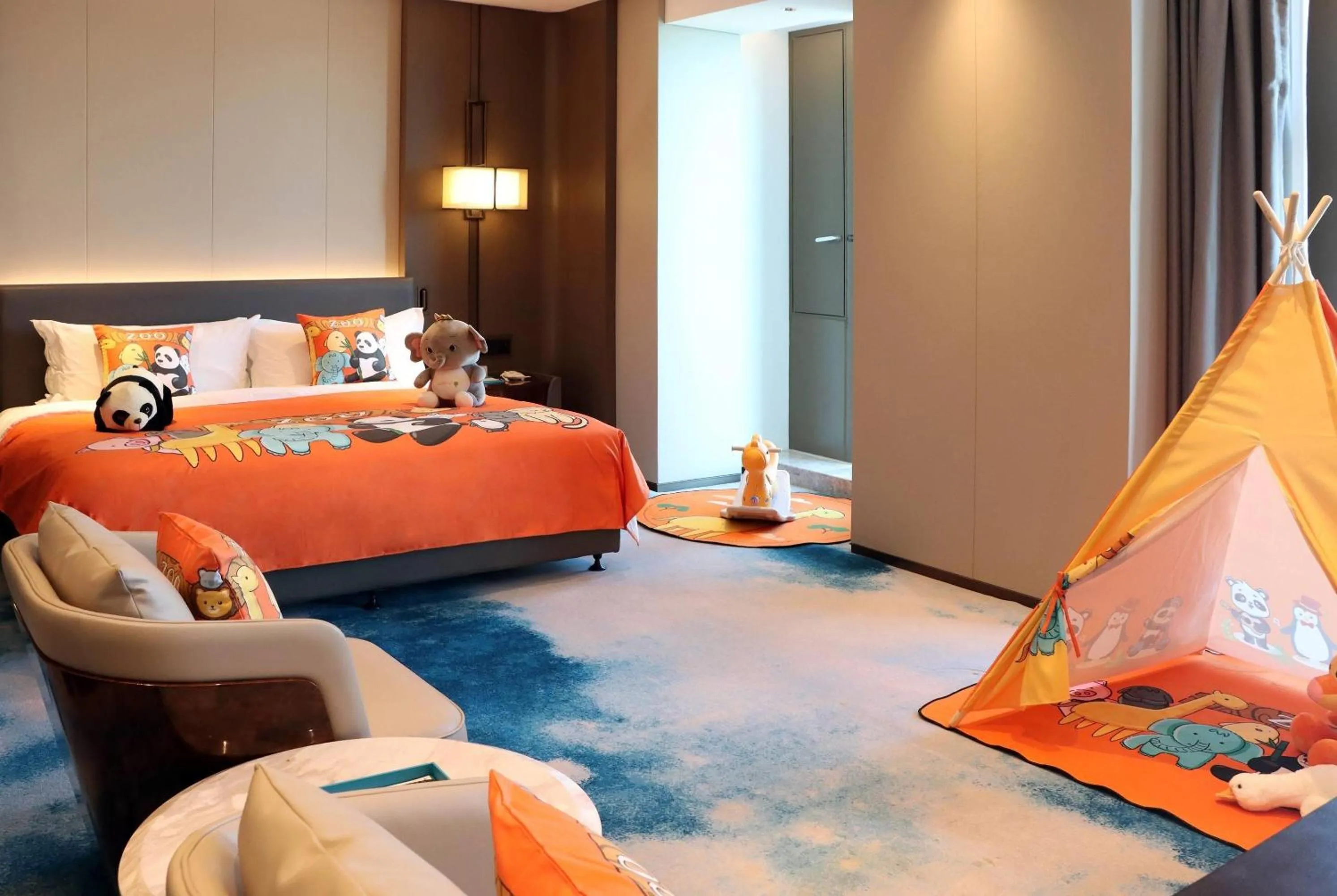New Ocean Themed Parent-child Room in Wyndham Grand Zaozhuang