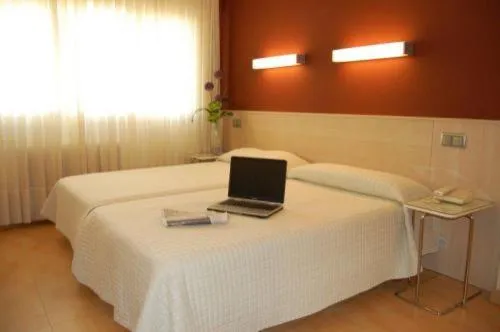 Single Room in Hotel Alaiz