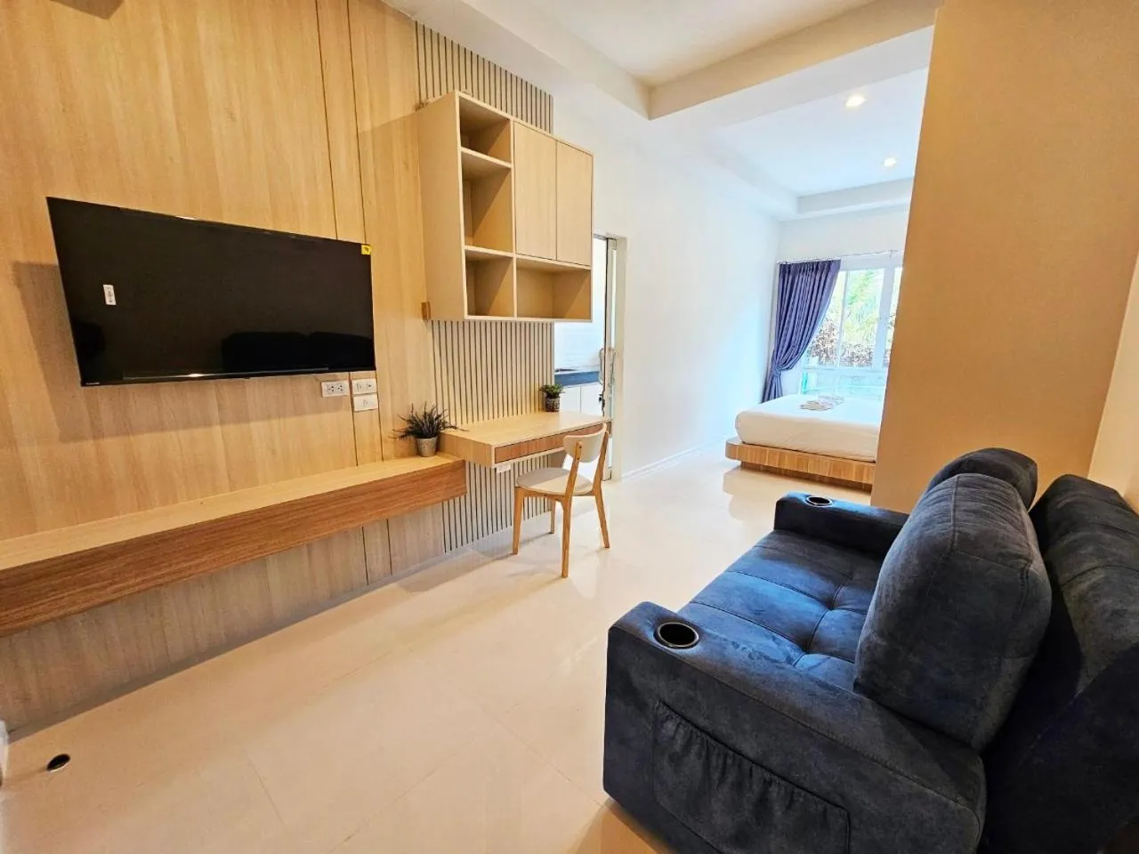 King Studio with Sofa Bed - single occupancy in Mercy Hostel