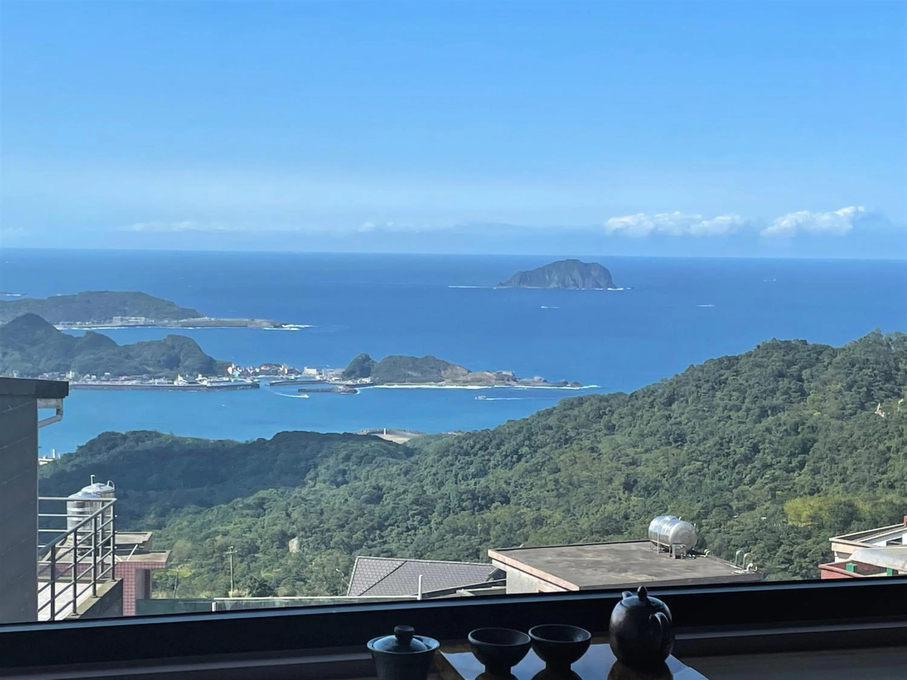 Deluxe Double Room with Sea View in 95 Pavilion