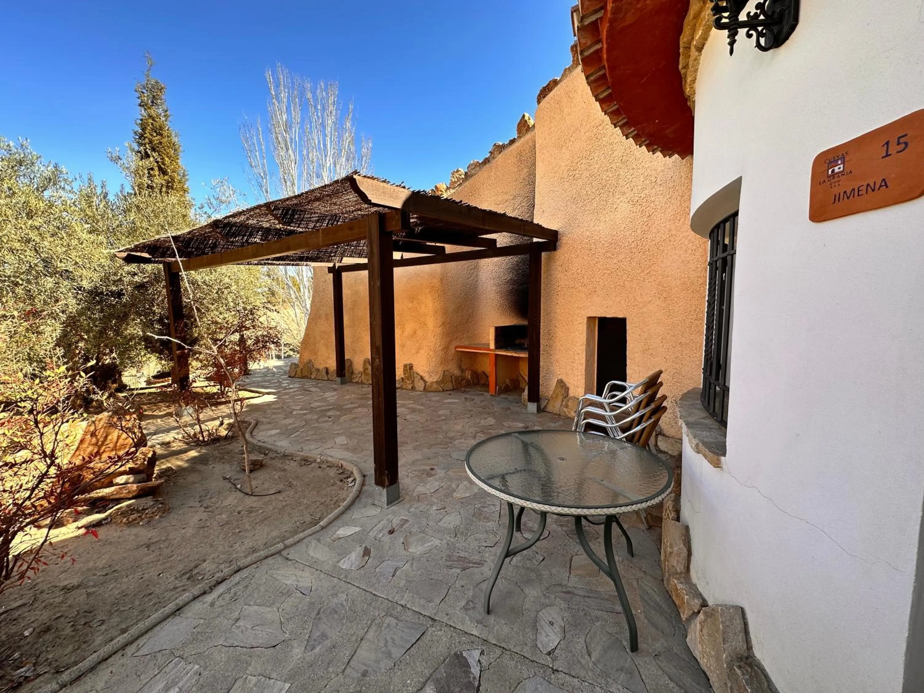 Superior Cave (4 Adults) in Cuevas La Granja