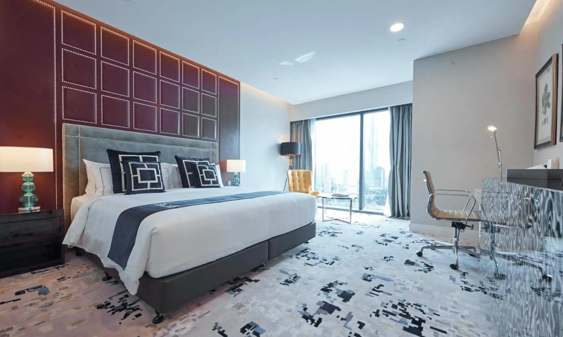 Executive Deluxe City View in THE FACE Style Hotel