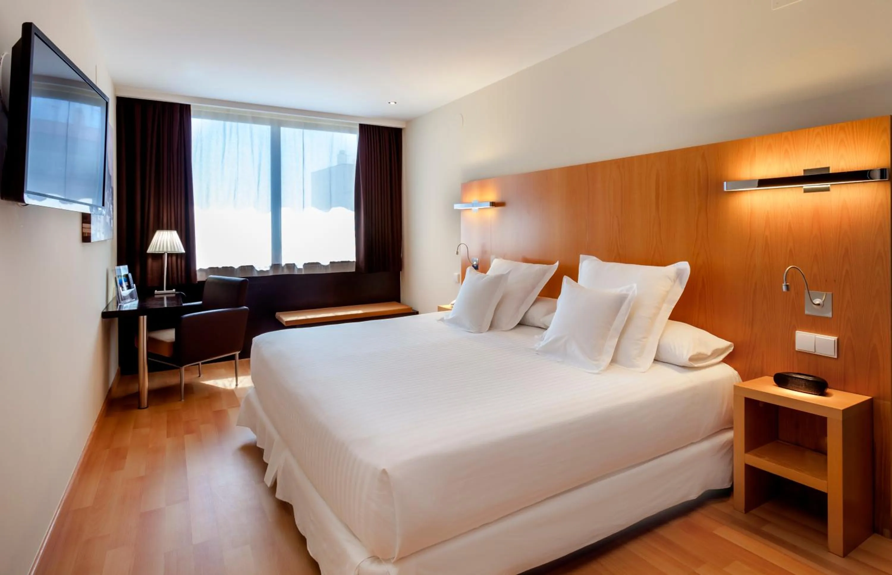 Superior Double Room in Occidental Cádiz