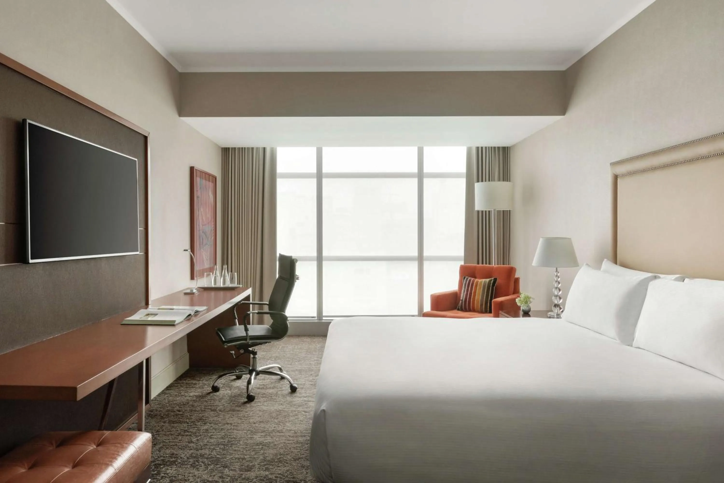 One-Bedroom King Suite in DoubleTree by Hilton Lima Miraflores El Pardo