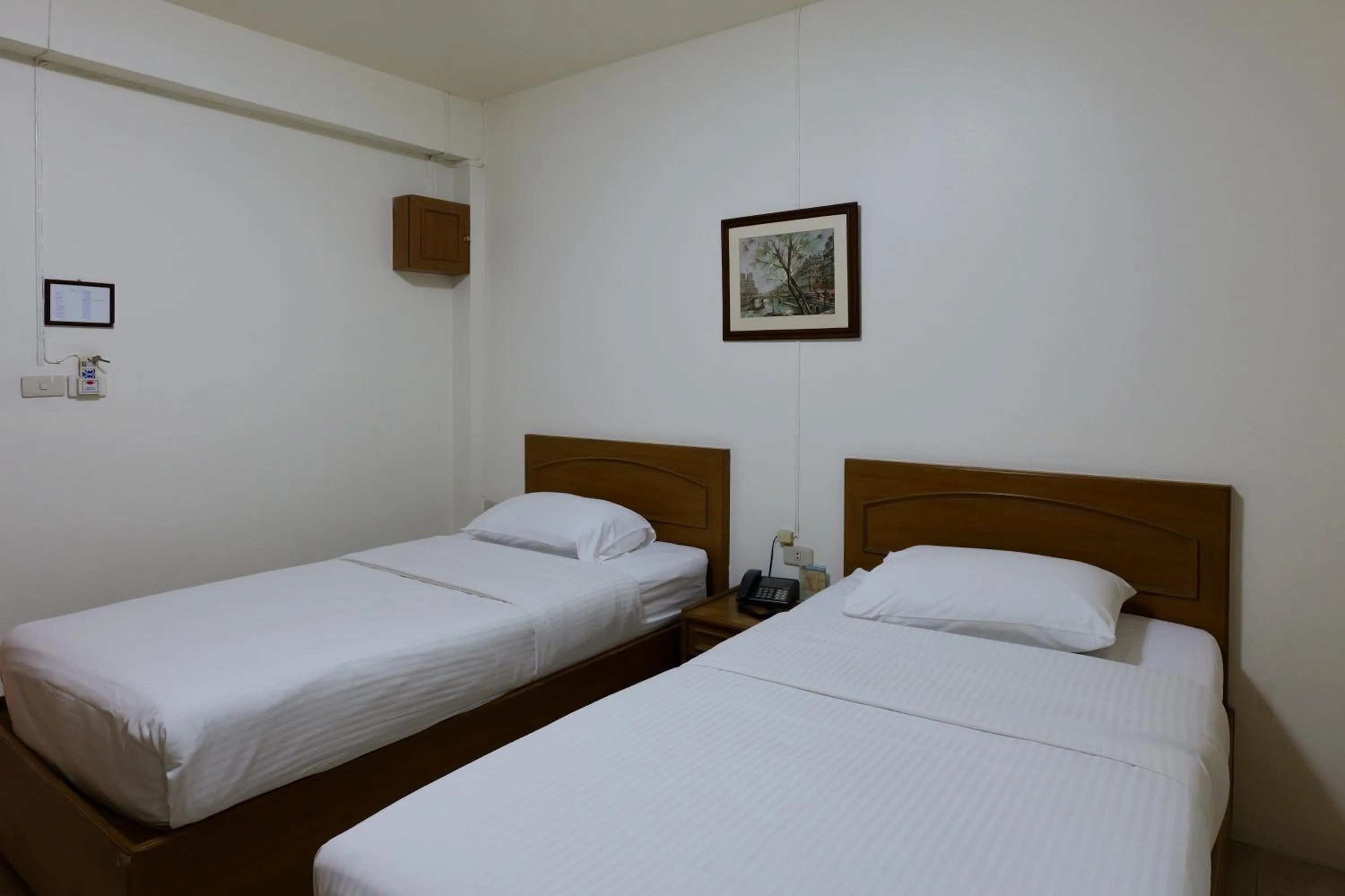 Superior Twin Room in โรงแรมมูนแอนด์ซัน Moon and Sun Hotel