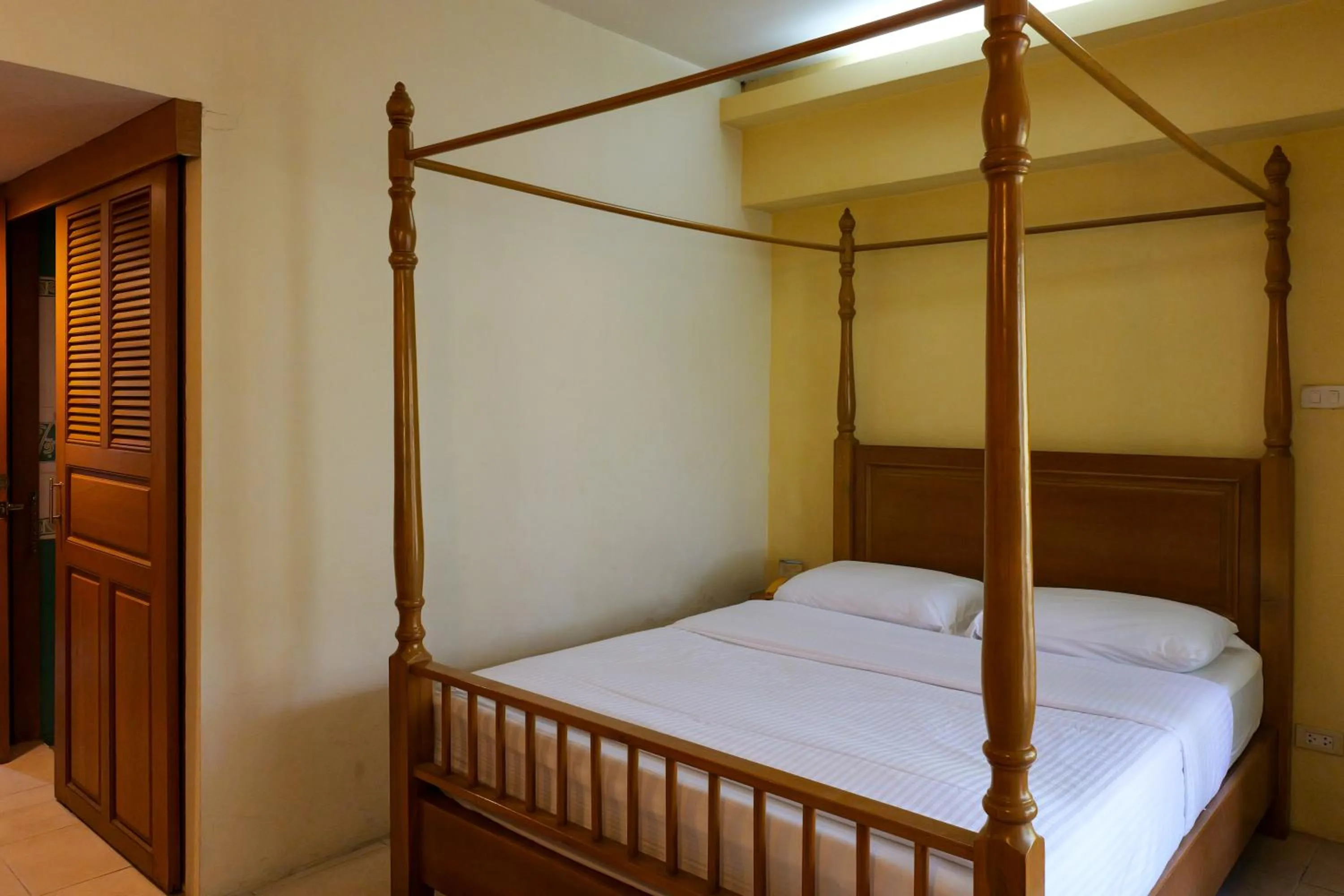Deluxe Double Room in โรงแรมมูนแอนด์ซัน Moon and Sun Hotel
