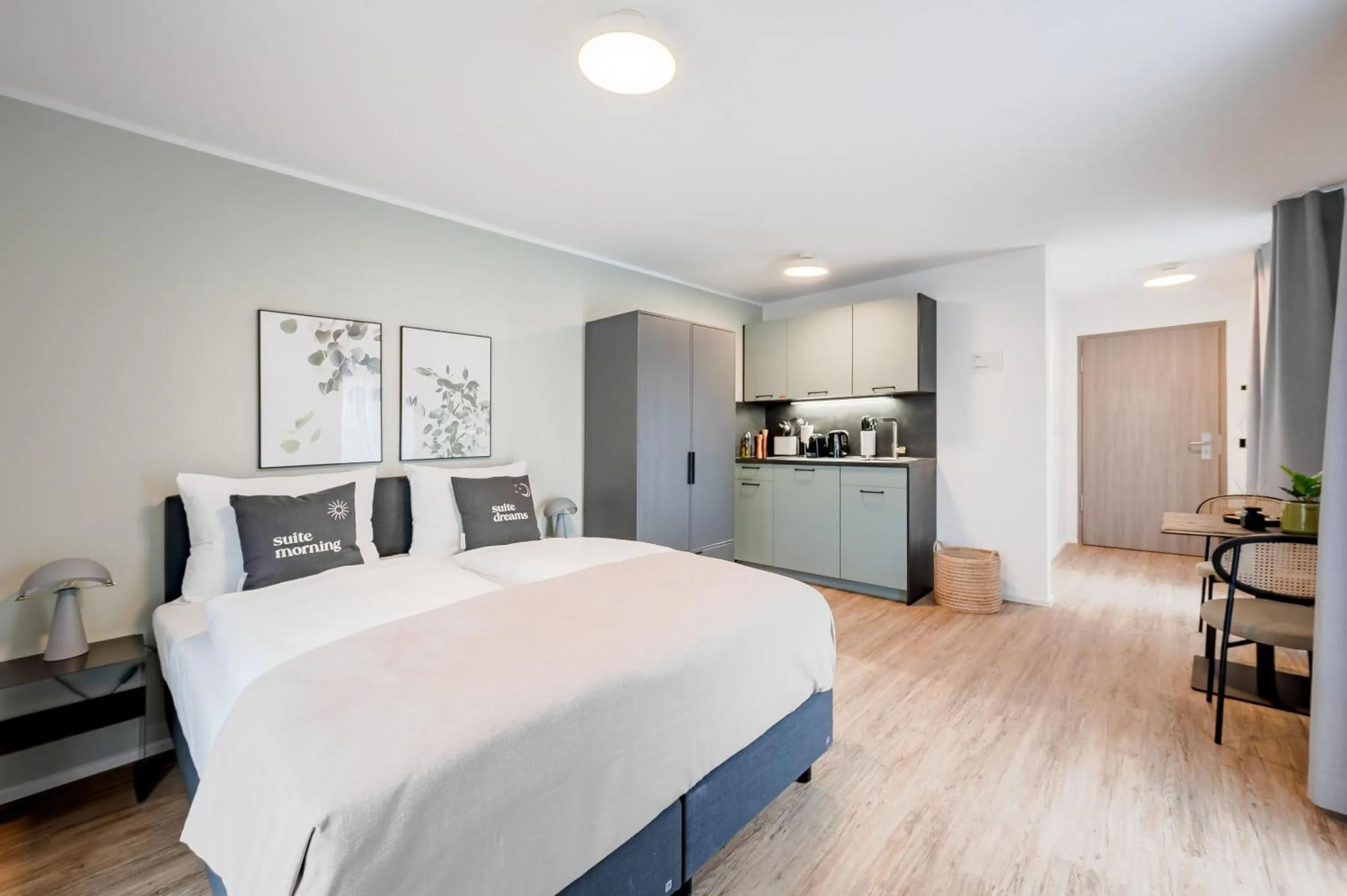 Suite with Balcony in Limehome Metzingen Wilhelmstr