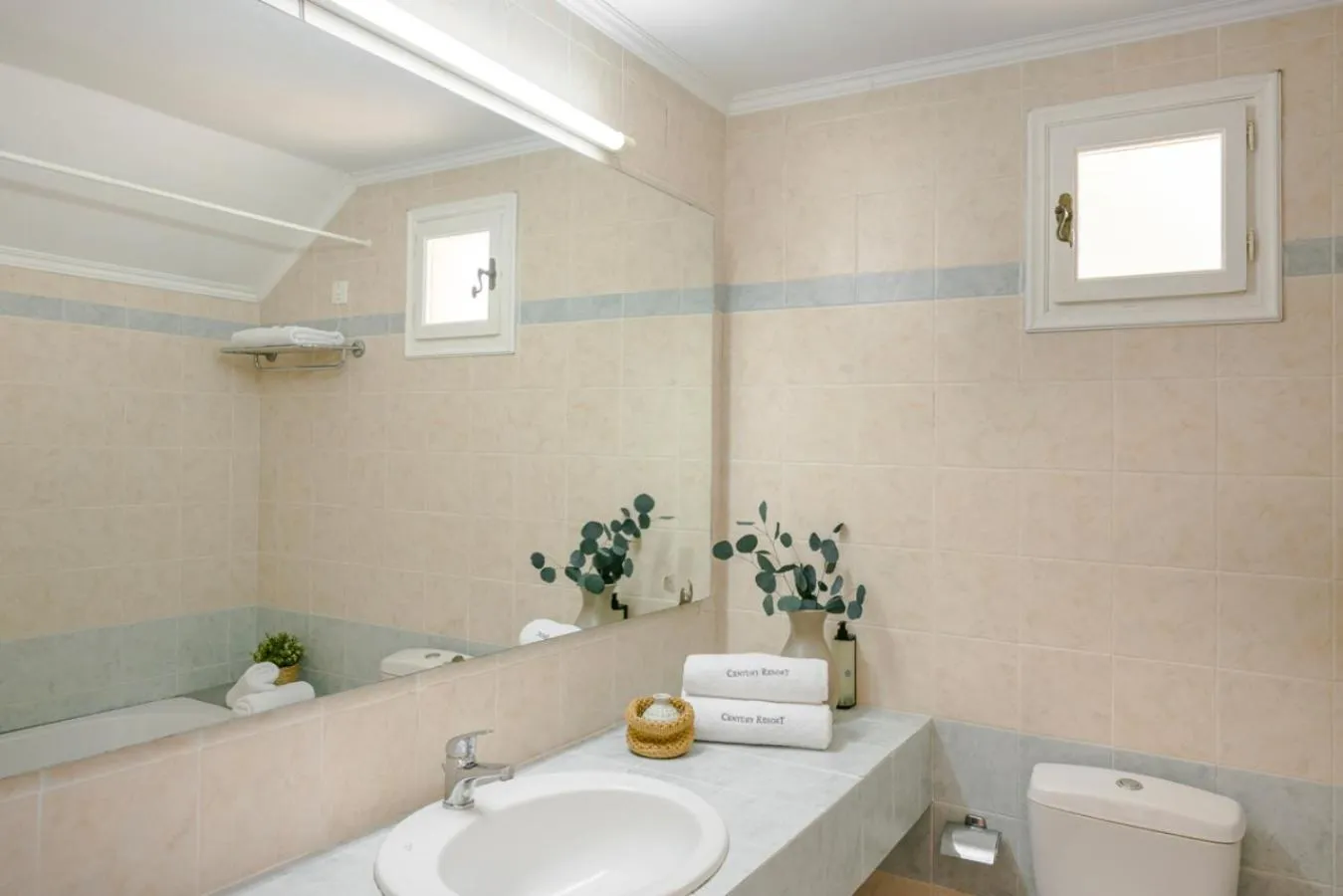 Family Room with Garden View in Century Resort