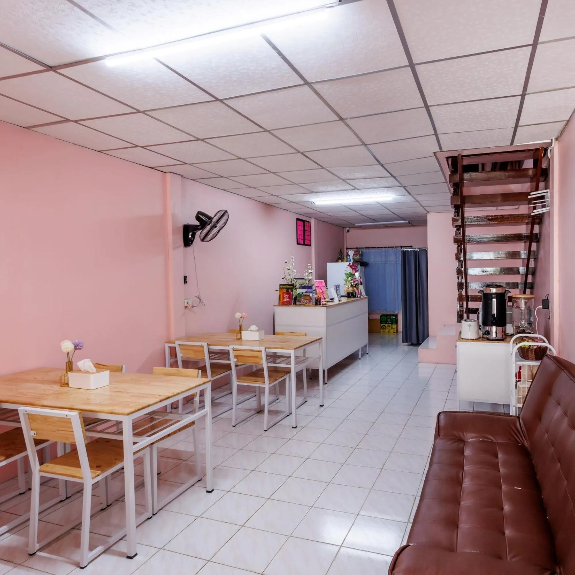 Double Room with Shared Bathroom - single occupancy in Baan Mee Suk Ayutthaya