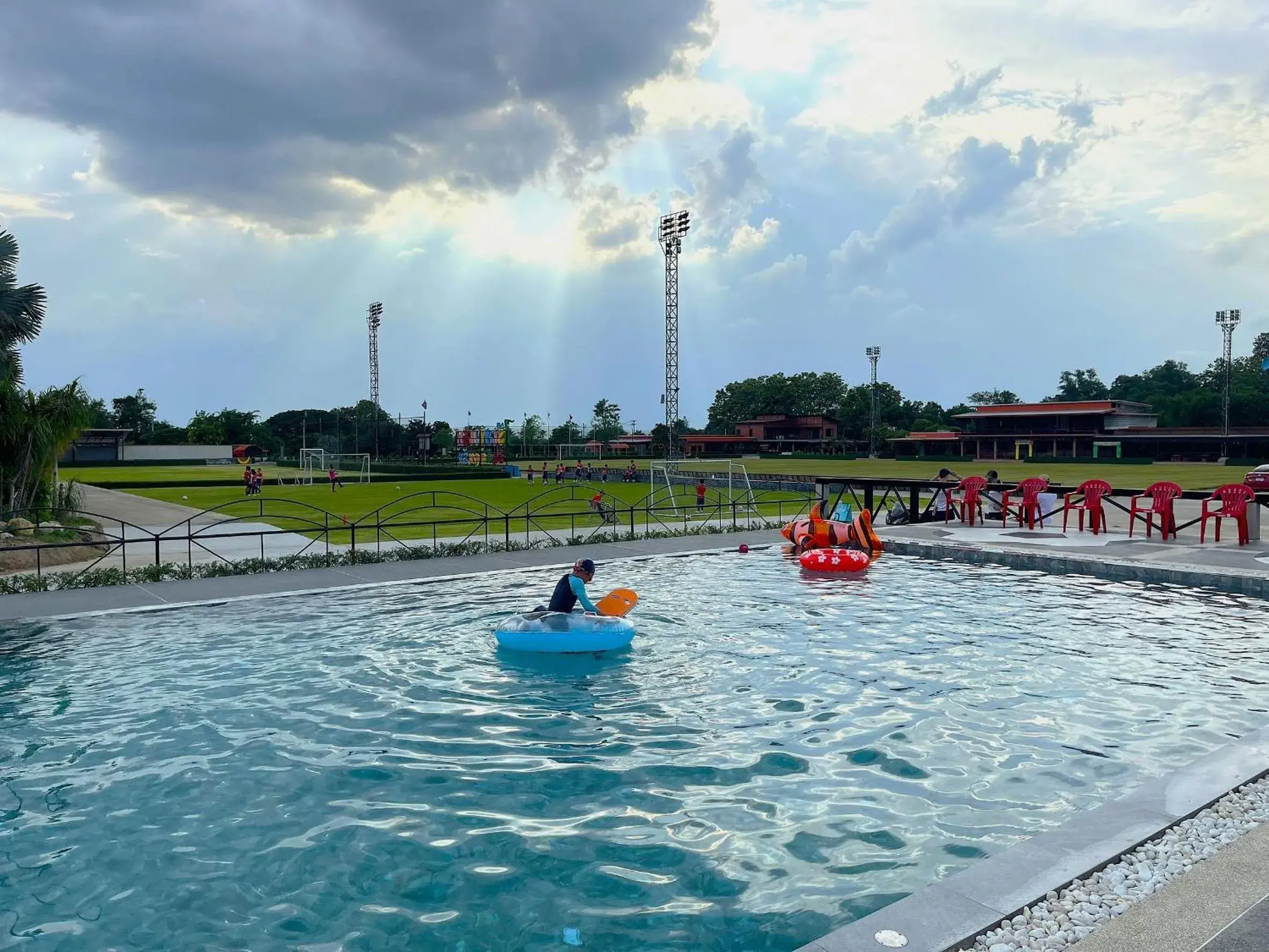 Yaowarate Sport Club and Resort Yaowarate Sport Club and Resort