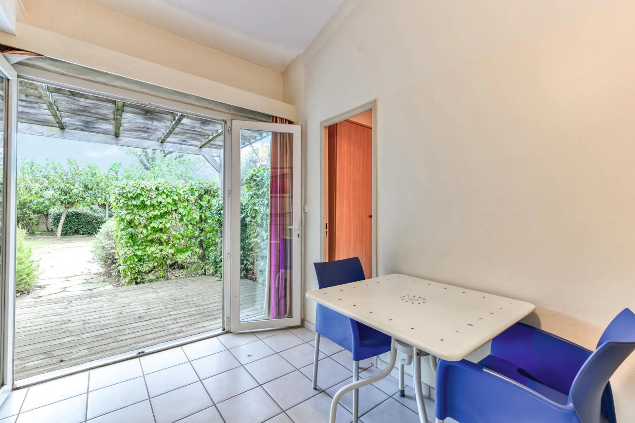 One-Bedroom Apartment in SOWELL RESIDENCES Les Lauriers Roses