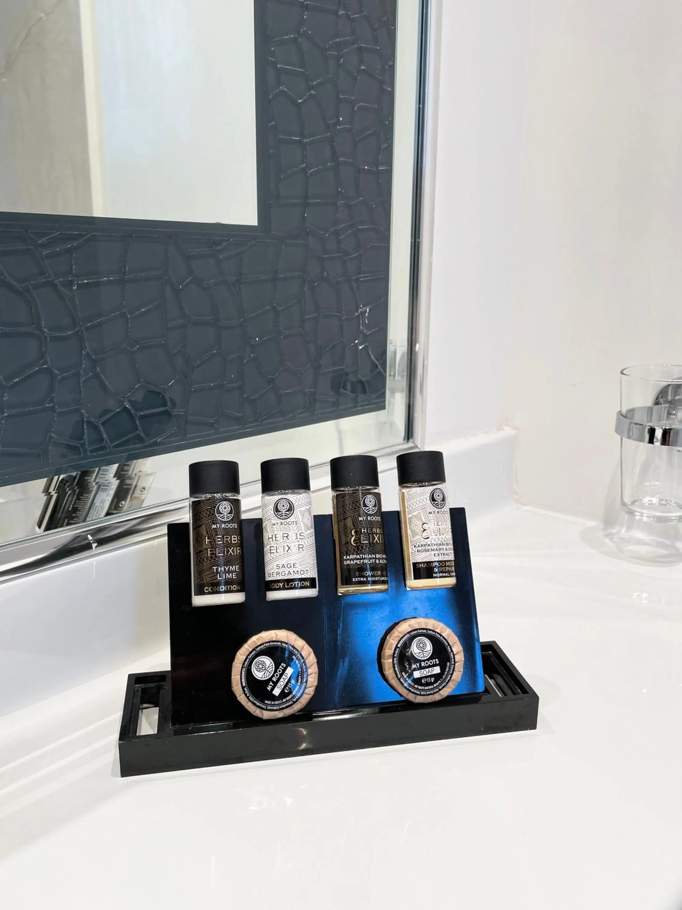 Two-Bedroom Deluxe Suite in Theoxenia House Hotel