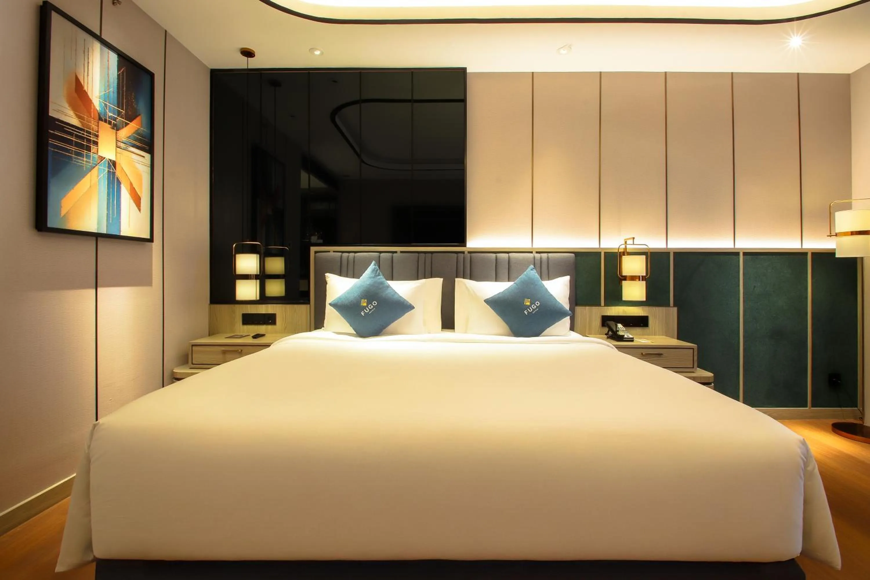 Deluxe King Room in FUGO Hotel Banjarmasin