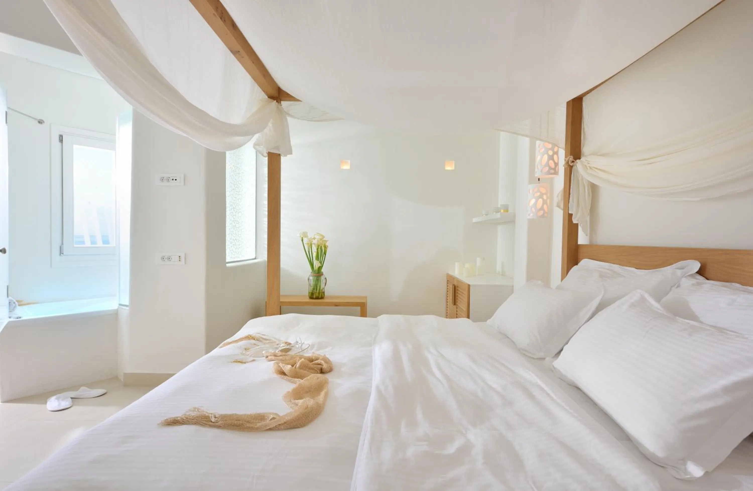 Honeymoon Suite with Sea View in Petinos Hotel