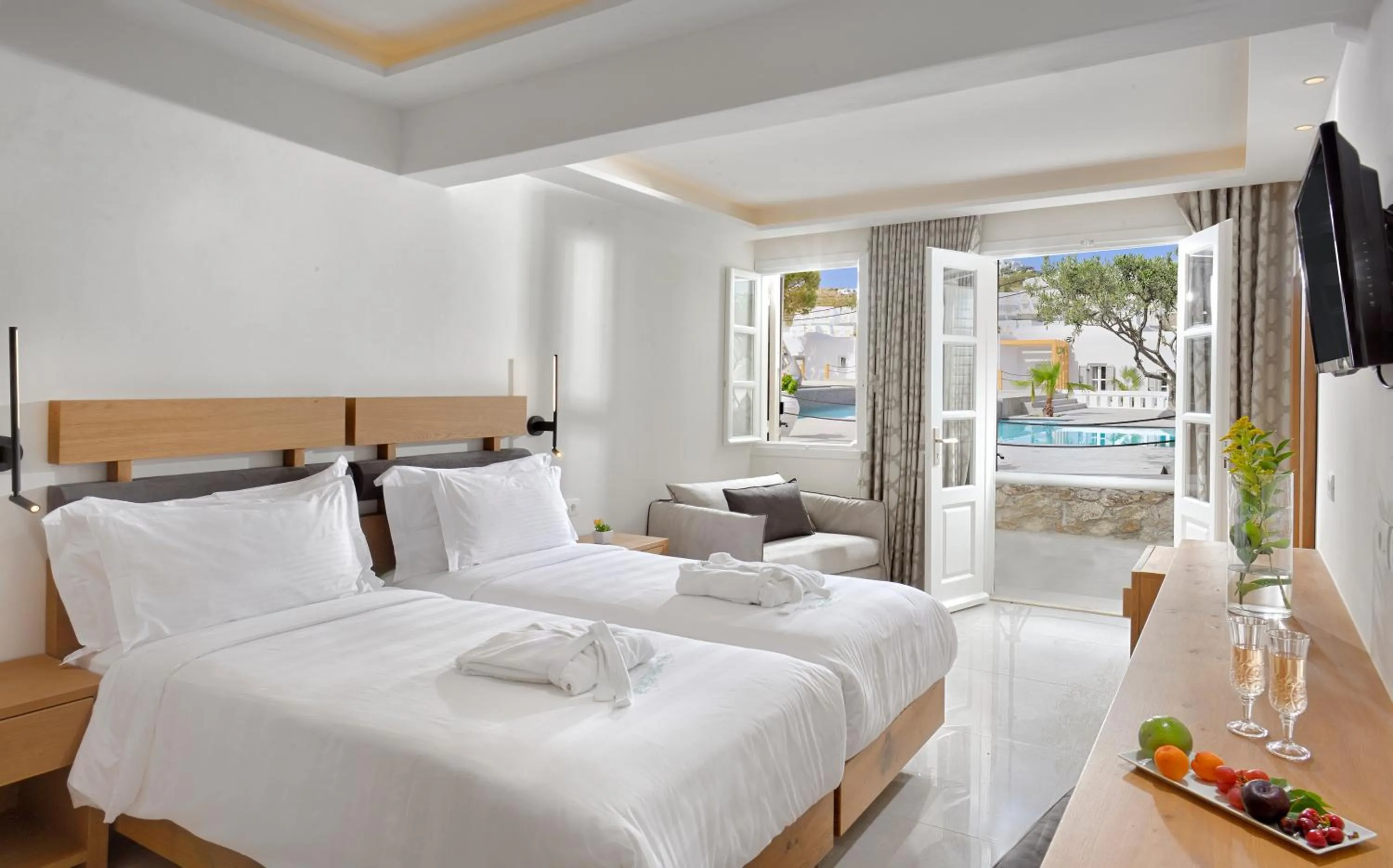 Superior Triple Room in Petinos Hotel