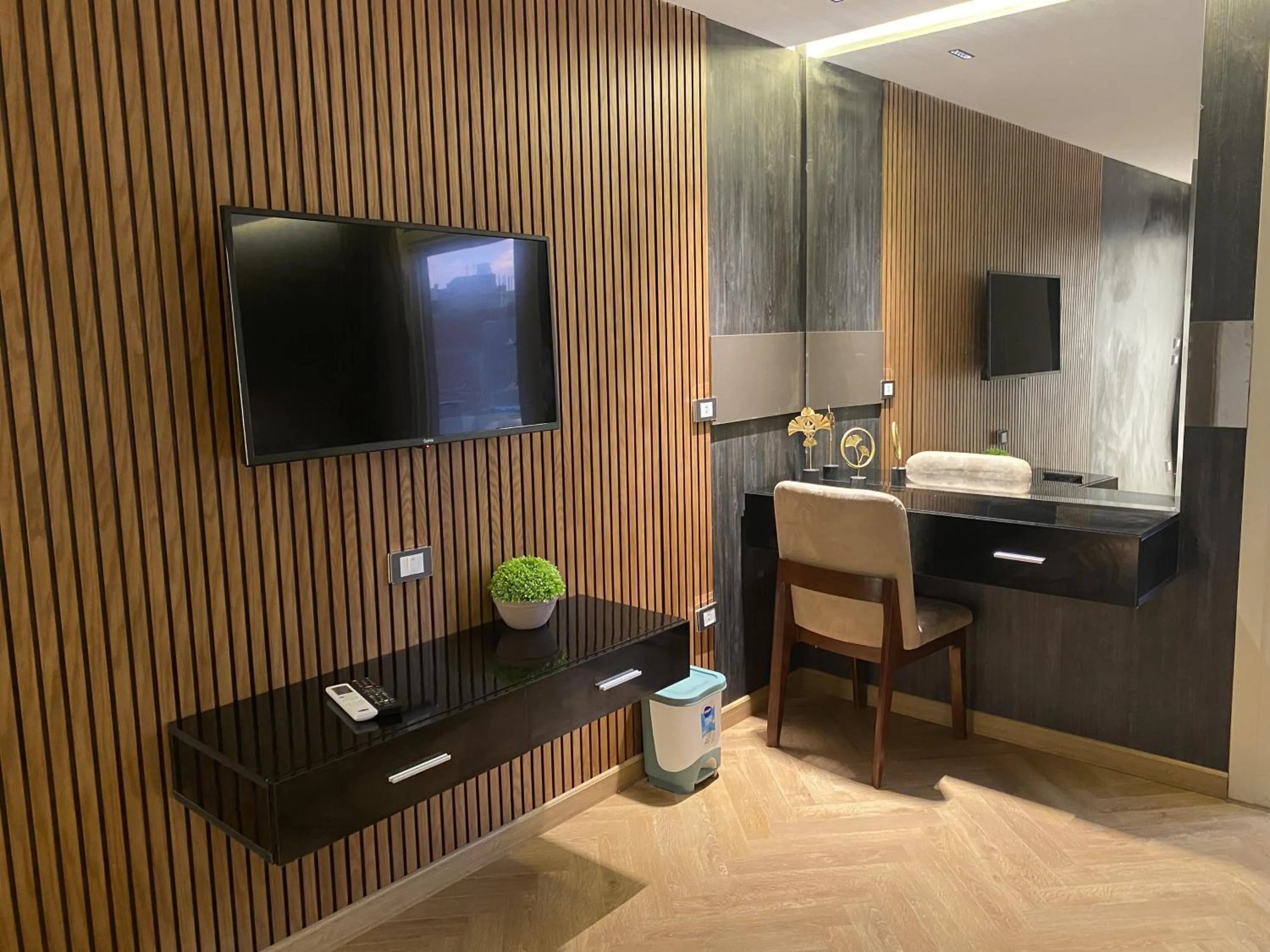 Triple Room with Balcony in The View Delta Hotel