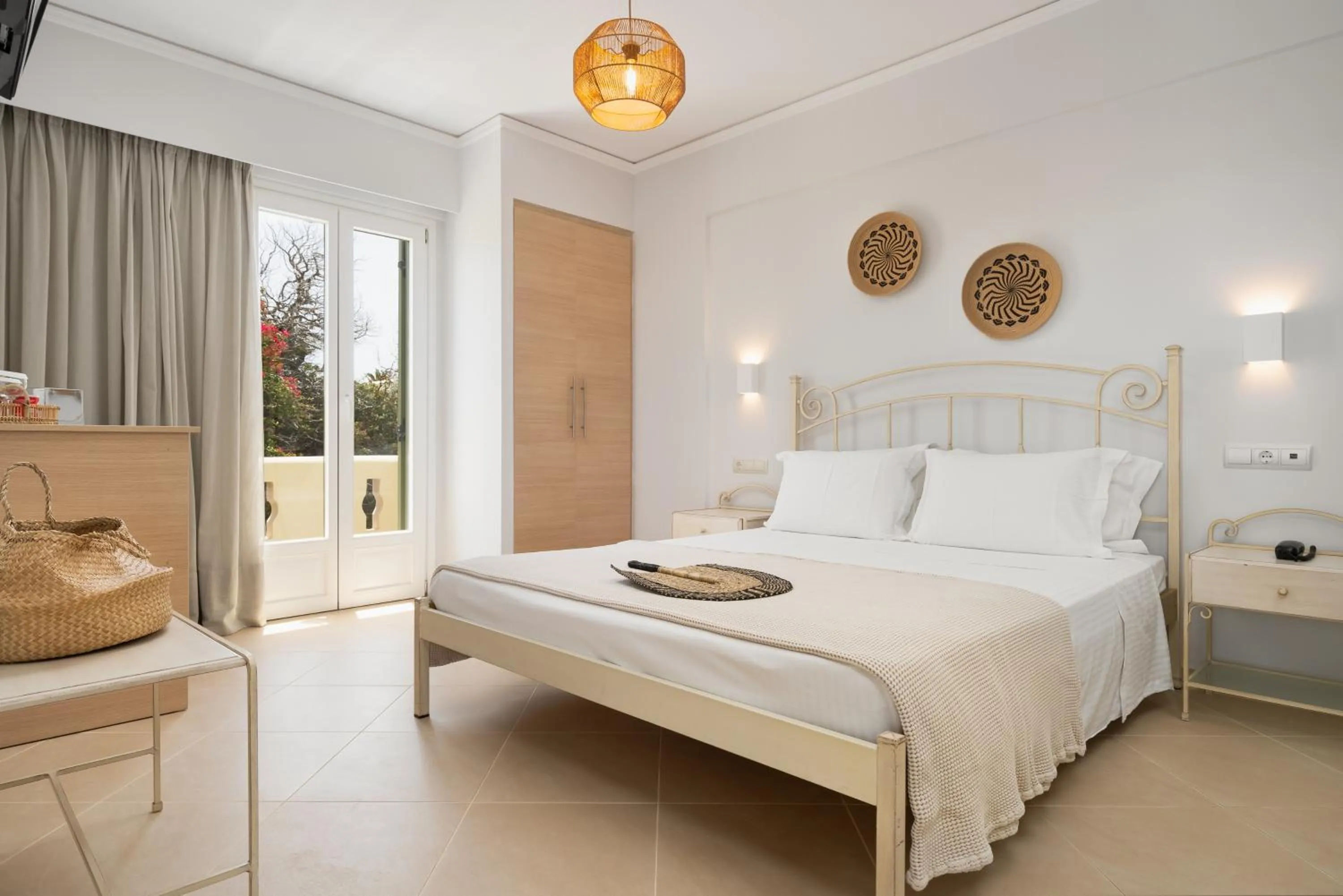 Double Room in Finikas Hotel