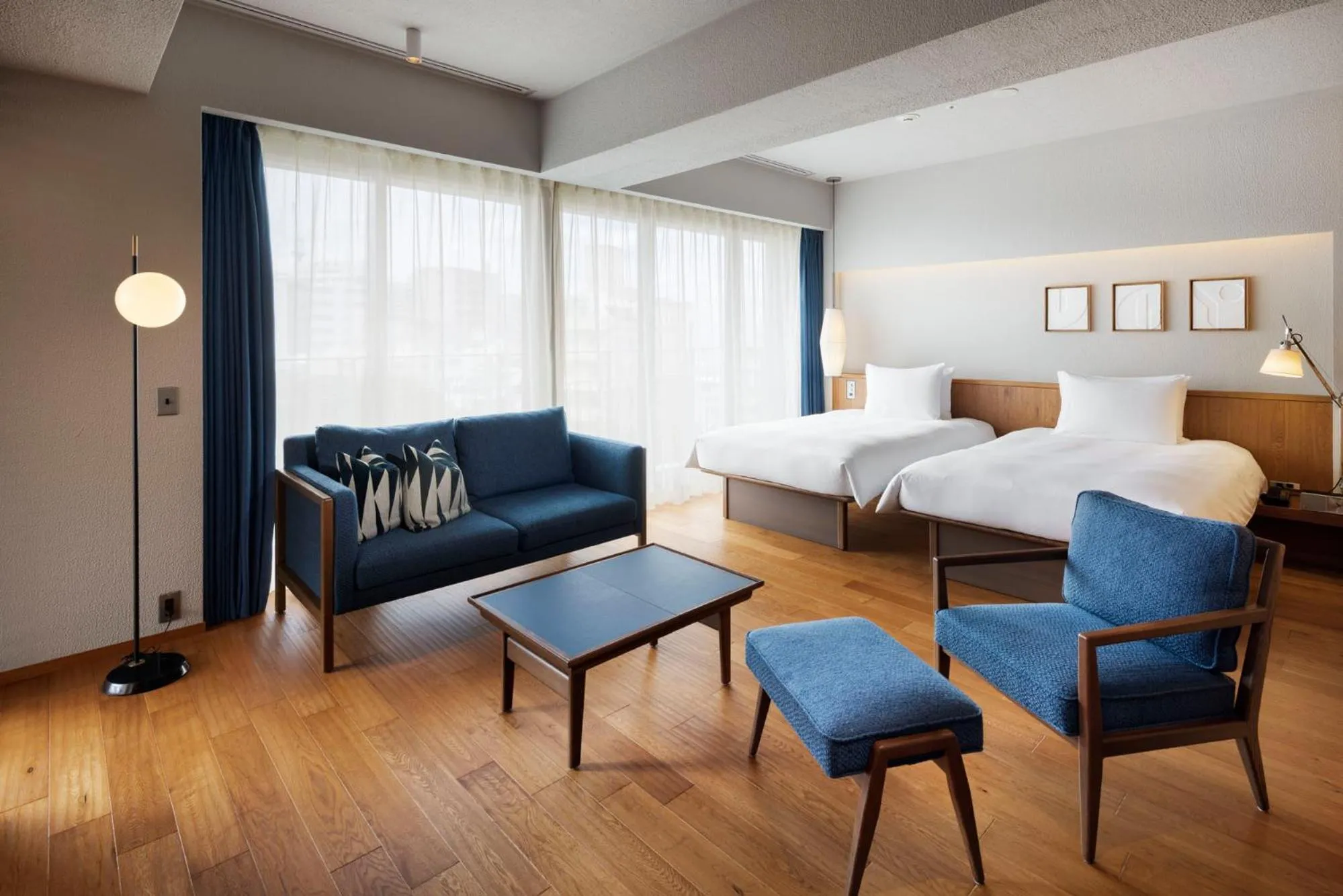 Club Luxury Twin Room with Terrace with Lounge Access in Southwest Grand Hotel