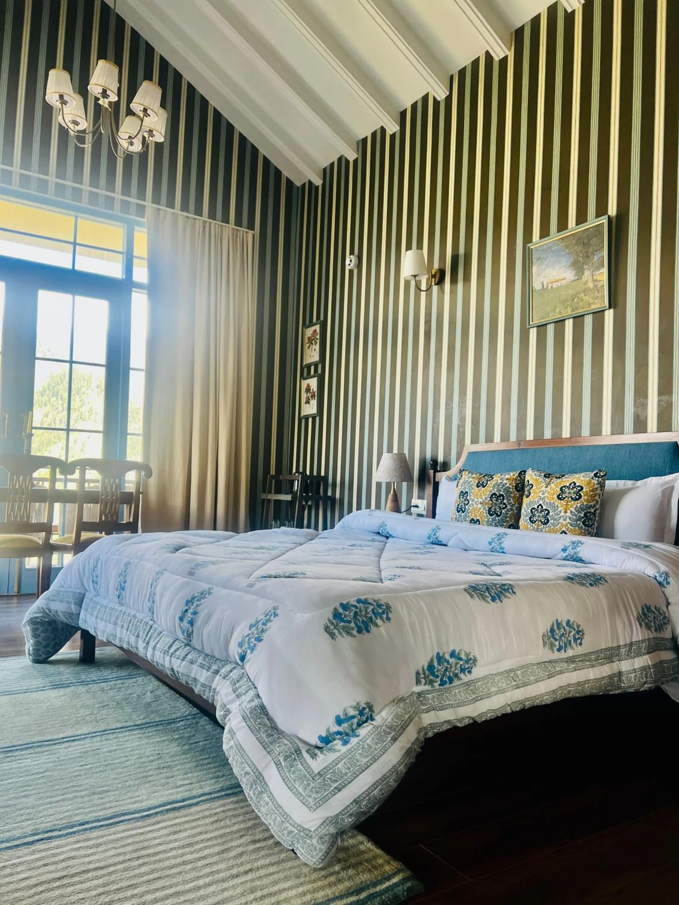 Double Room with Mountain View in Faraway Cottages, Auli