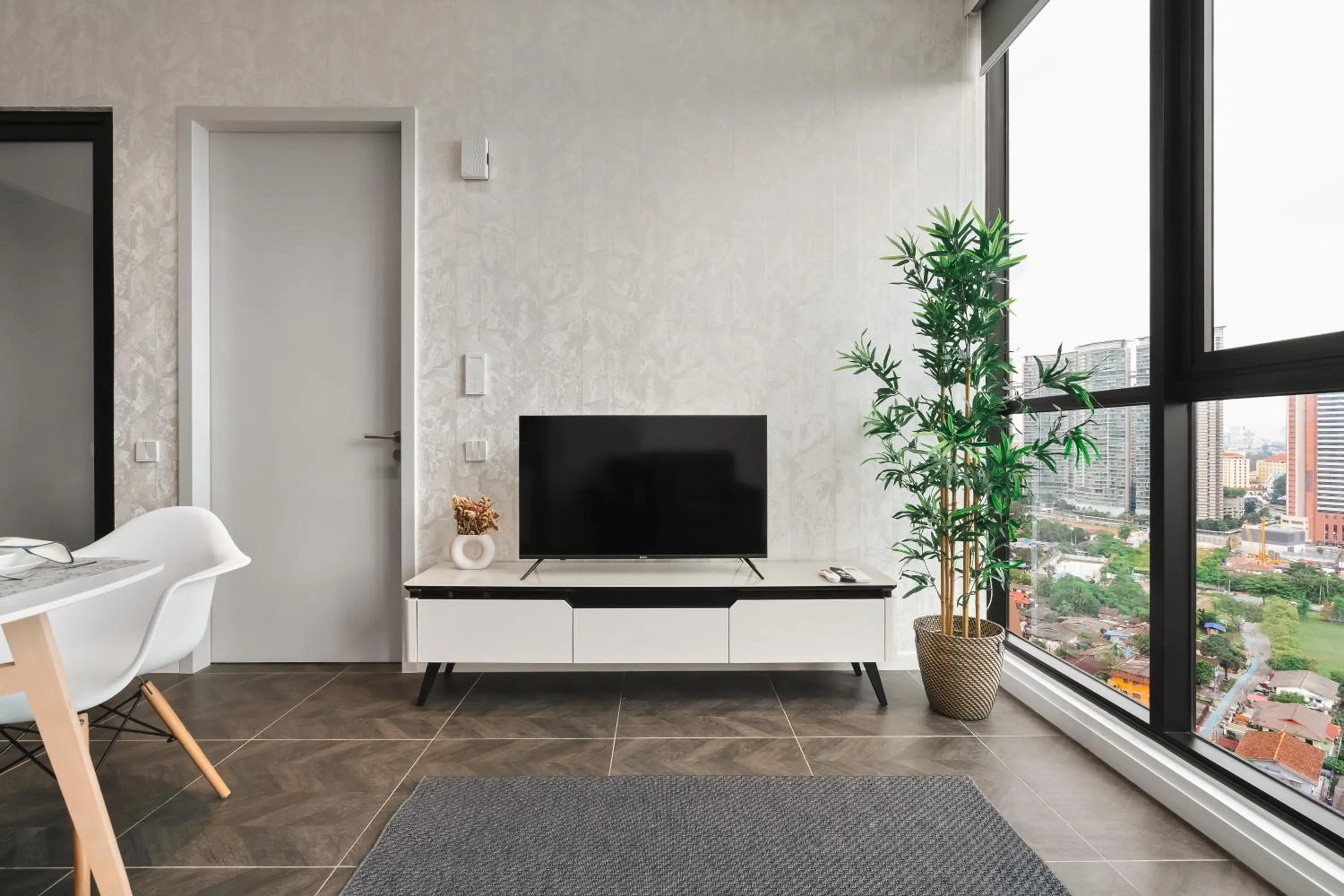 One-Bedroom Apartment in Scarletz KLCC Apartments by soulasia