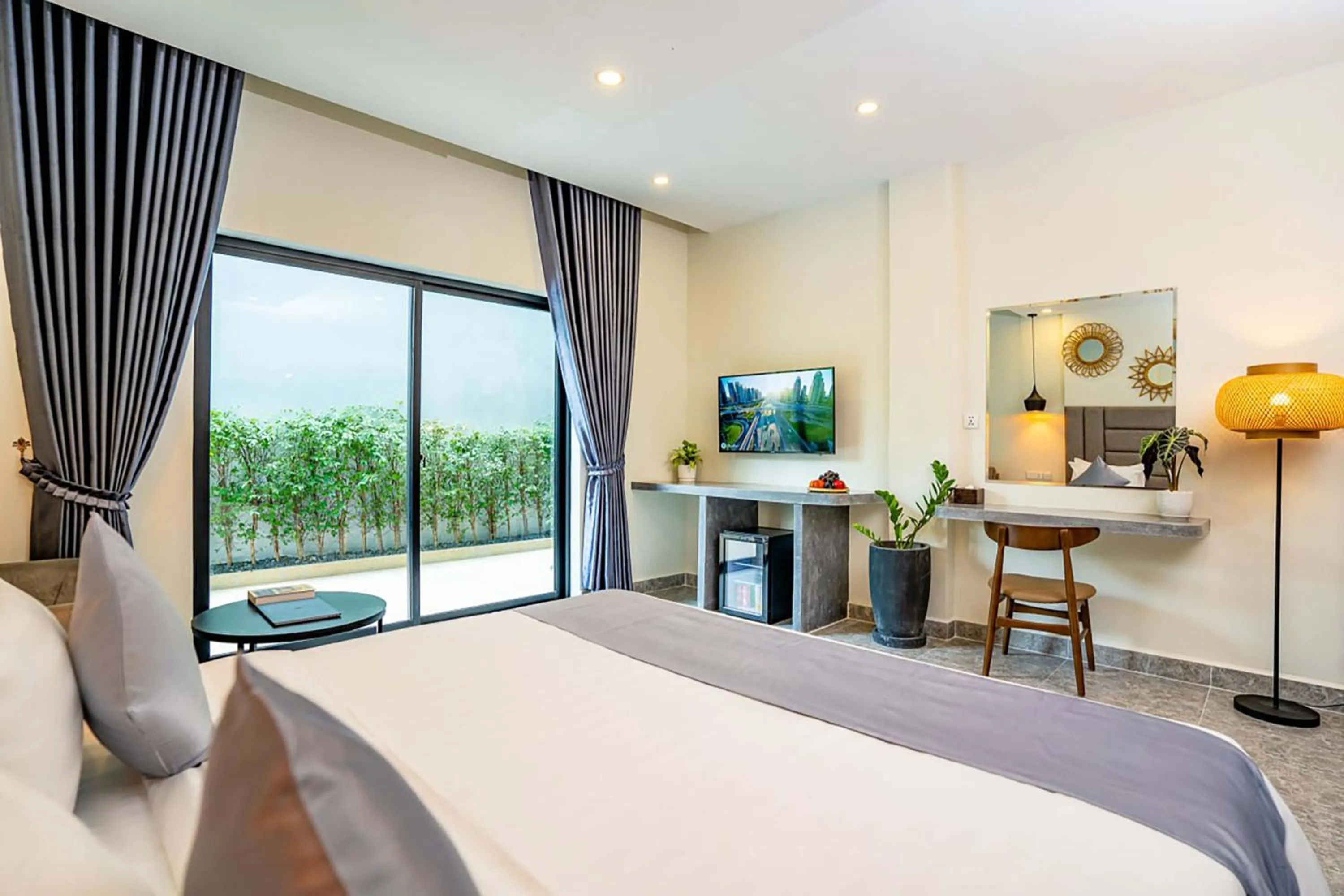  Family Suite with Connecting Room in Rainforest Hotel by NSUN