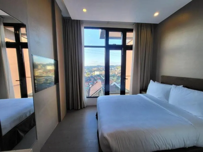 Standard Double Room with Fan in Uphill Baguio managed by Baguio Terra
