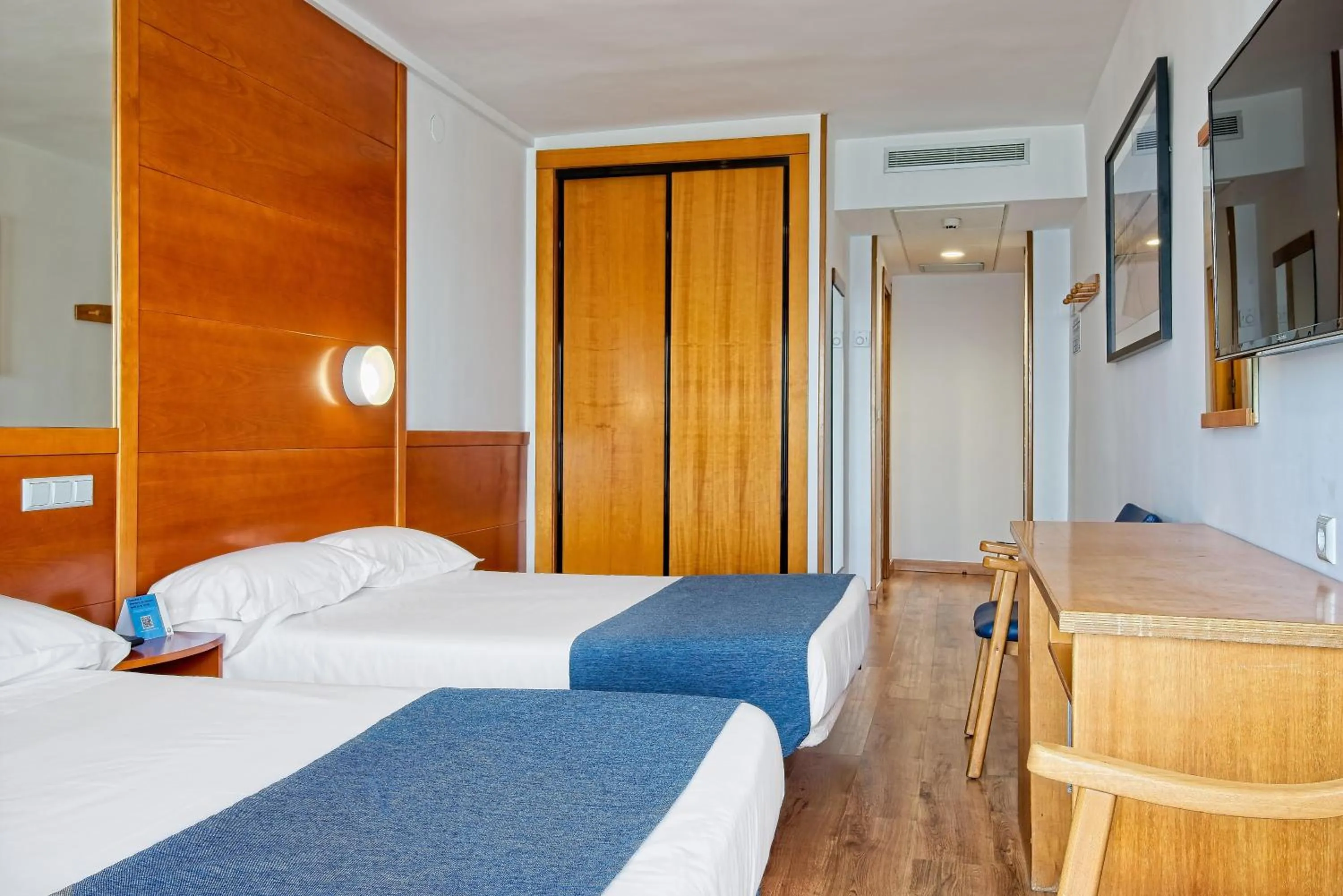 Single Room with Sea View in Hotel Poseidon Playa