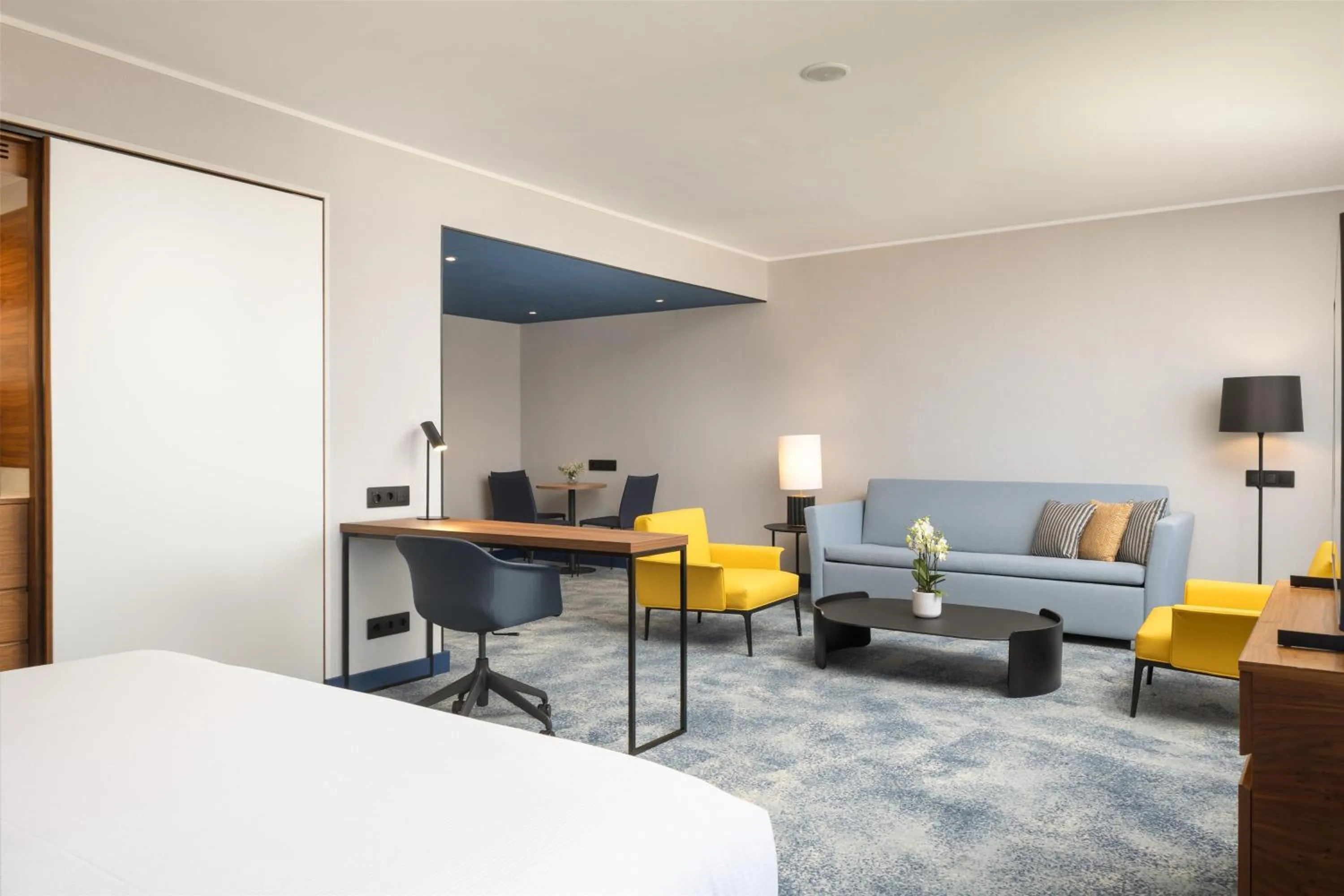 Master King Suite with Lounge Access in Hilton Barcelona