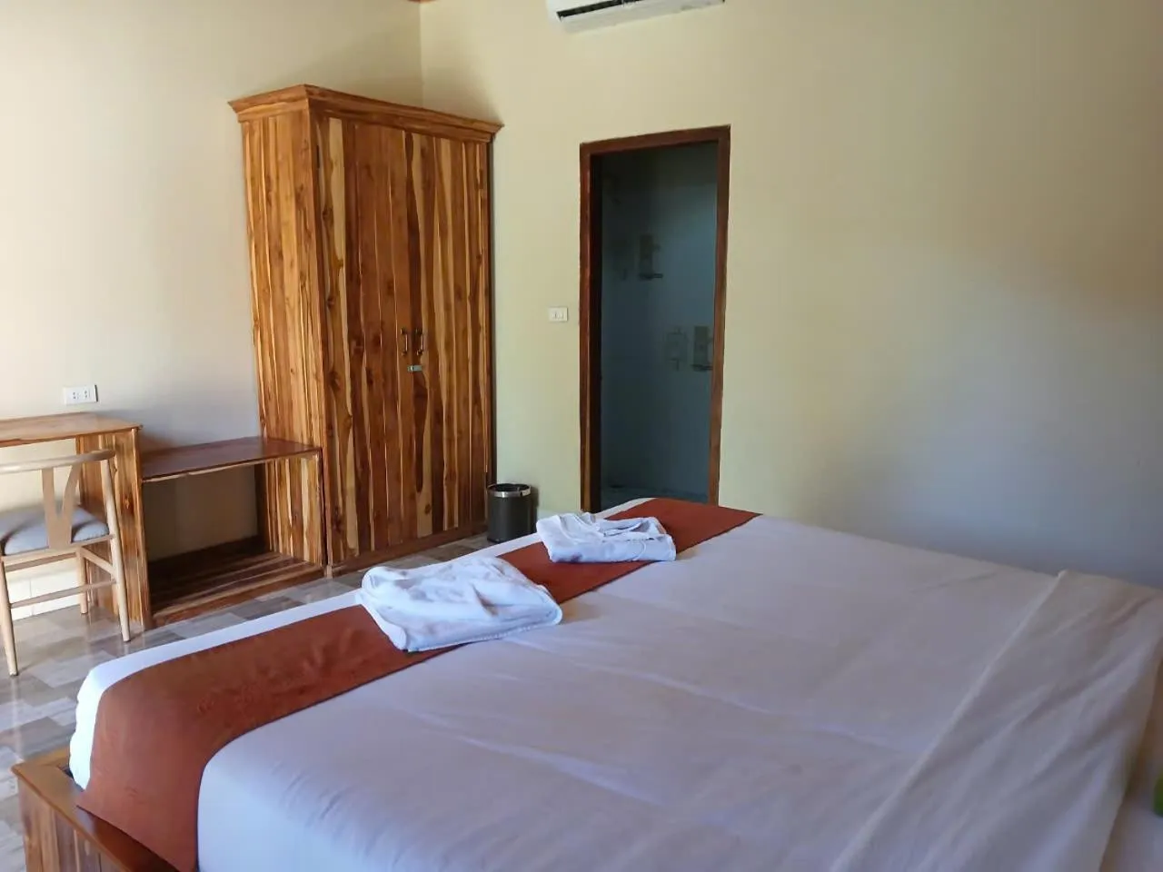 Quadruple Room with Garden View in Riverside Garden Hostel