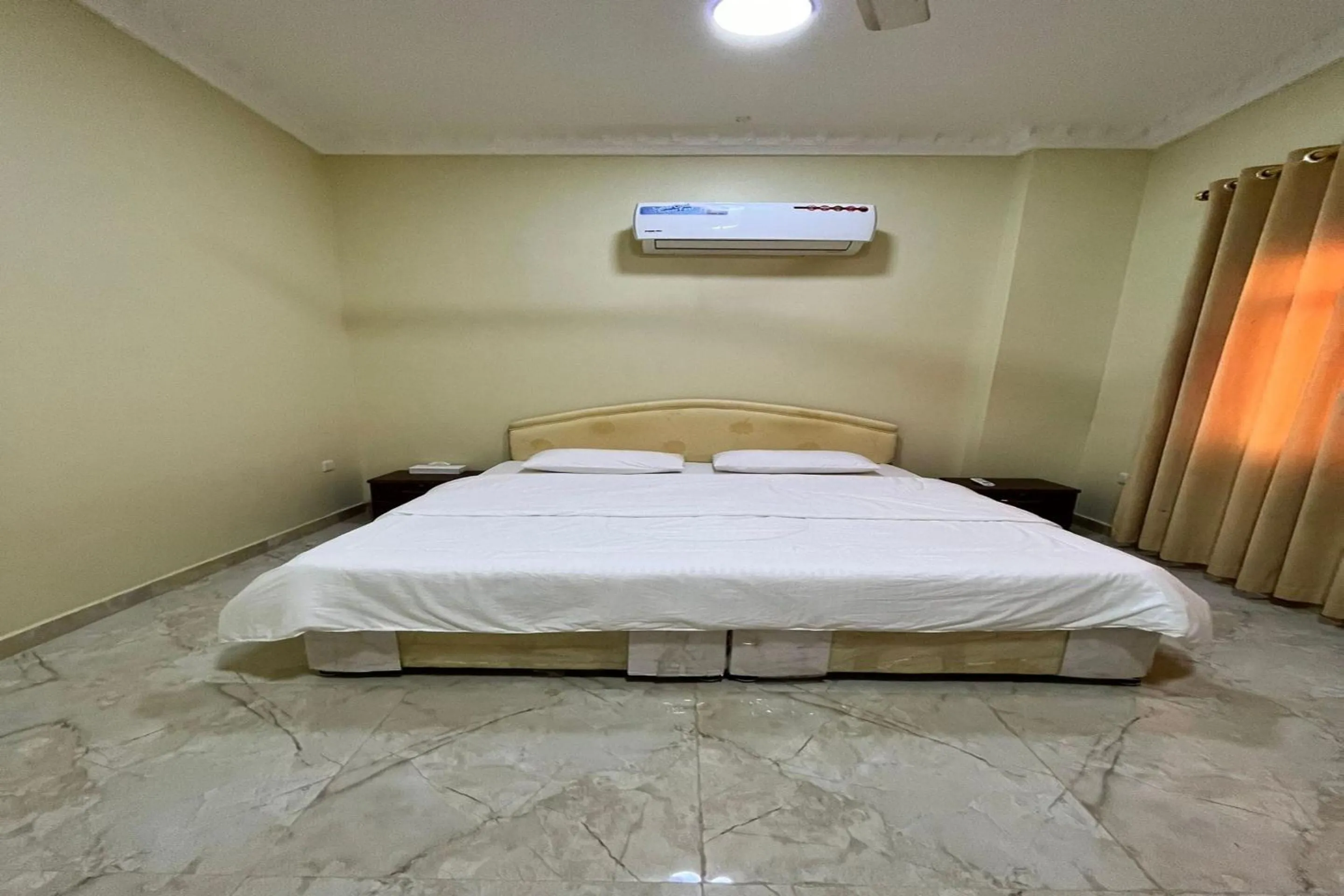 Deluxe Double Room in Super OYO 148 Bin Barakat Hotel