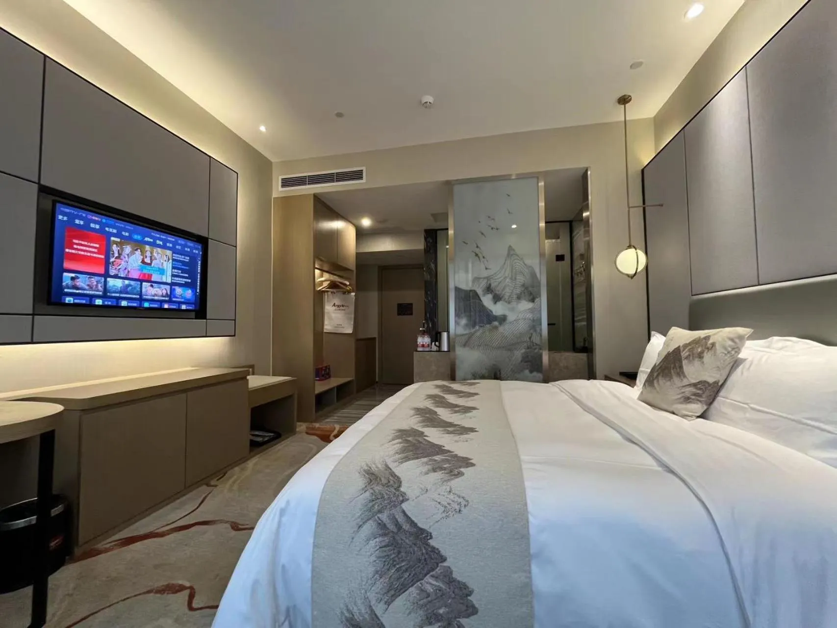 Deluxe King Room in Qingyuan Argyle Hotel