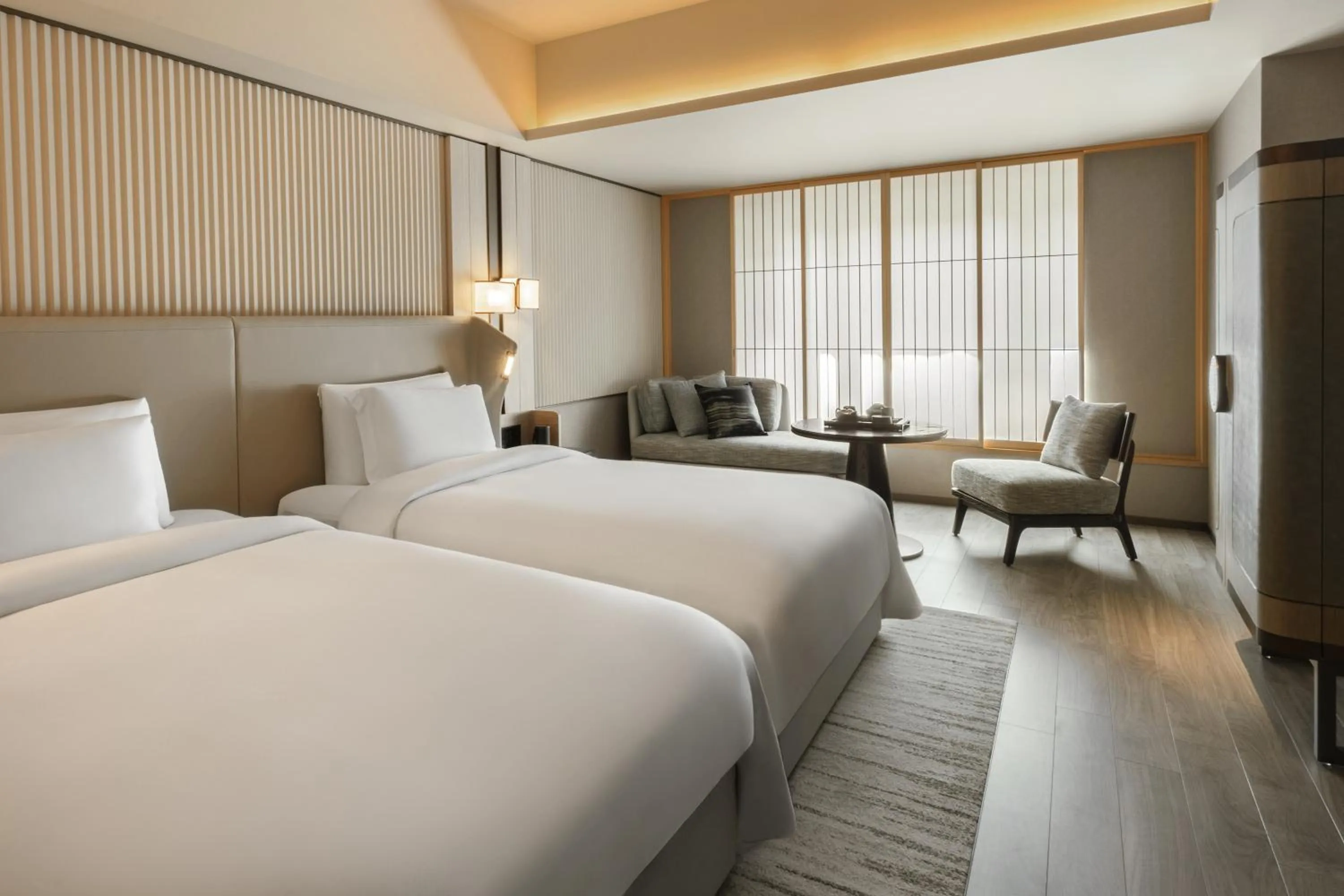 Deluxe Twin Room in Dusit Thani Kyoto