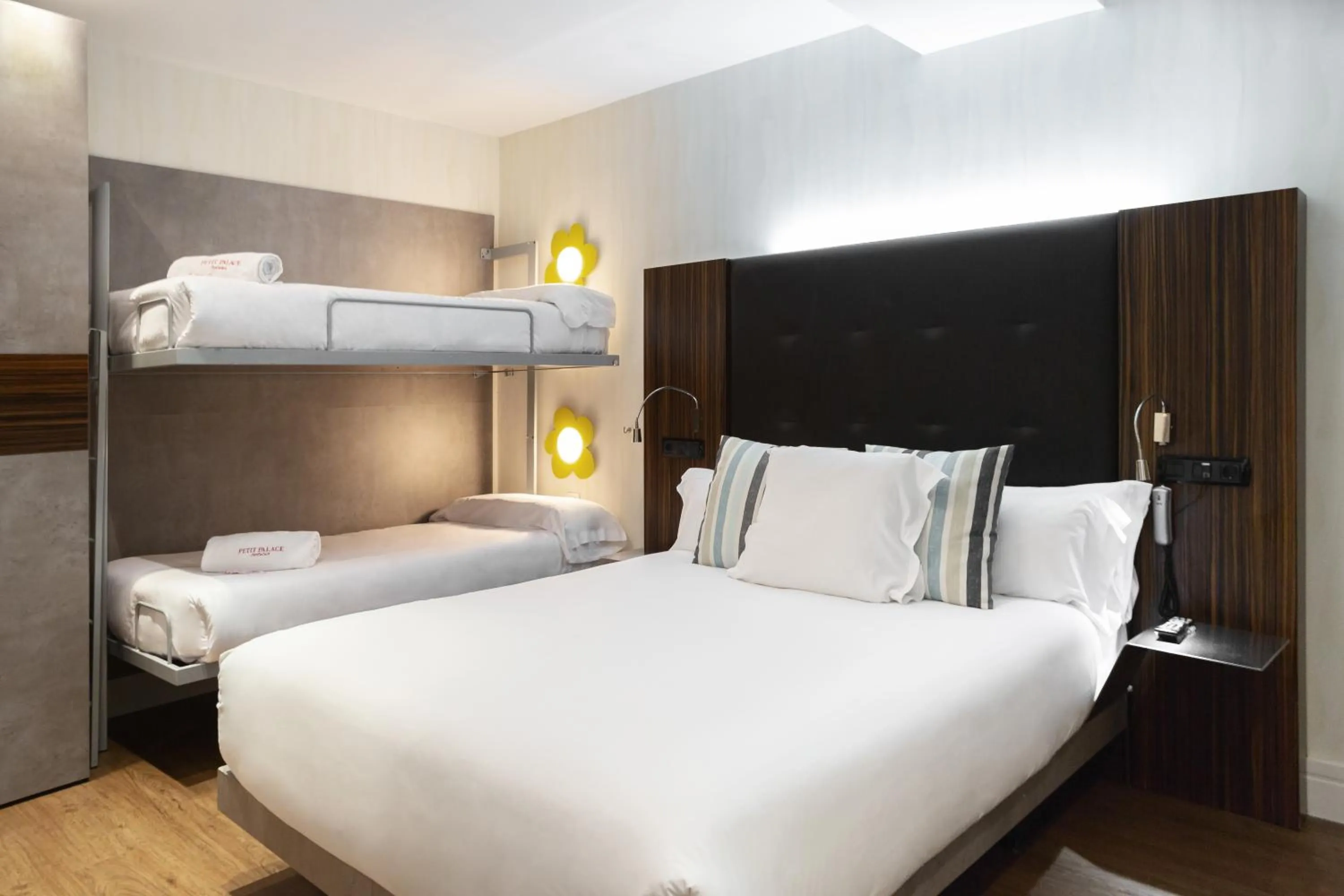 Quadruple Room with Sea View  in Petit Palace Tamarises