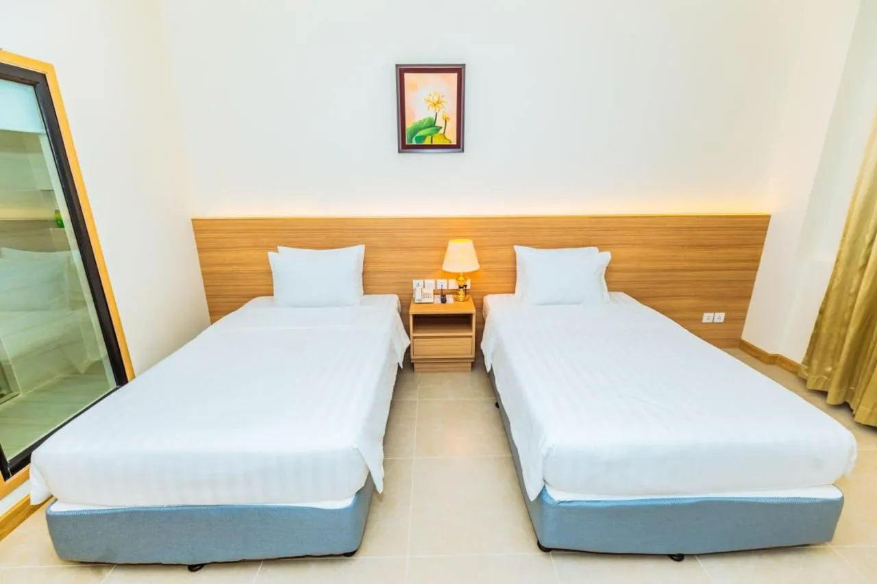 Superior Twin Room in Dynasty Casino Hotel