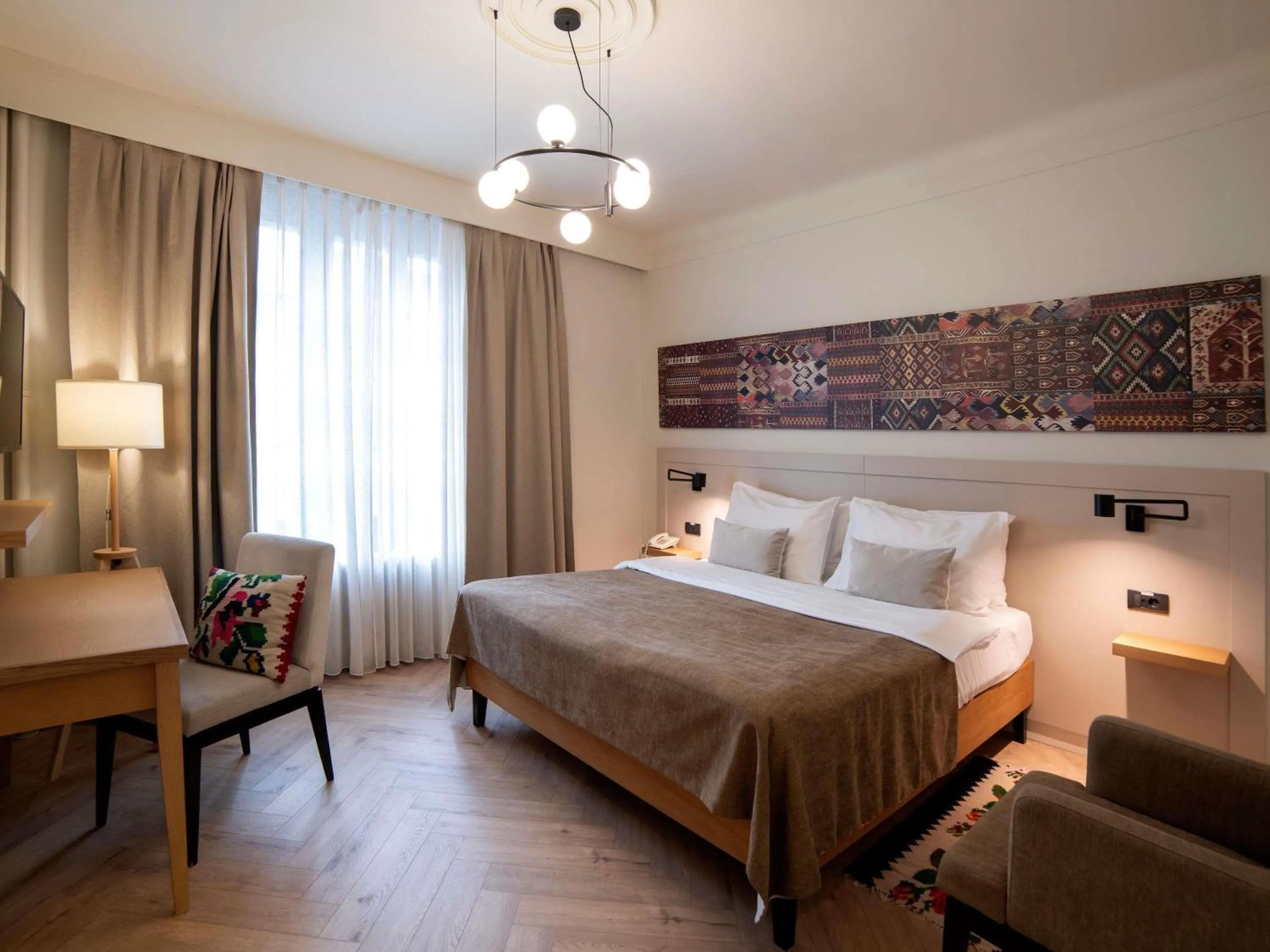 Superior Double Room in Mercure Belgrade Excelsior