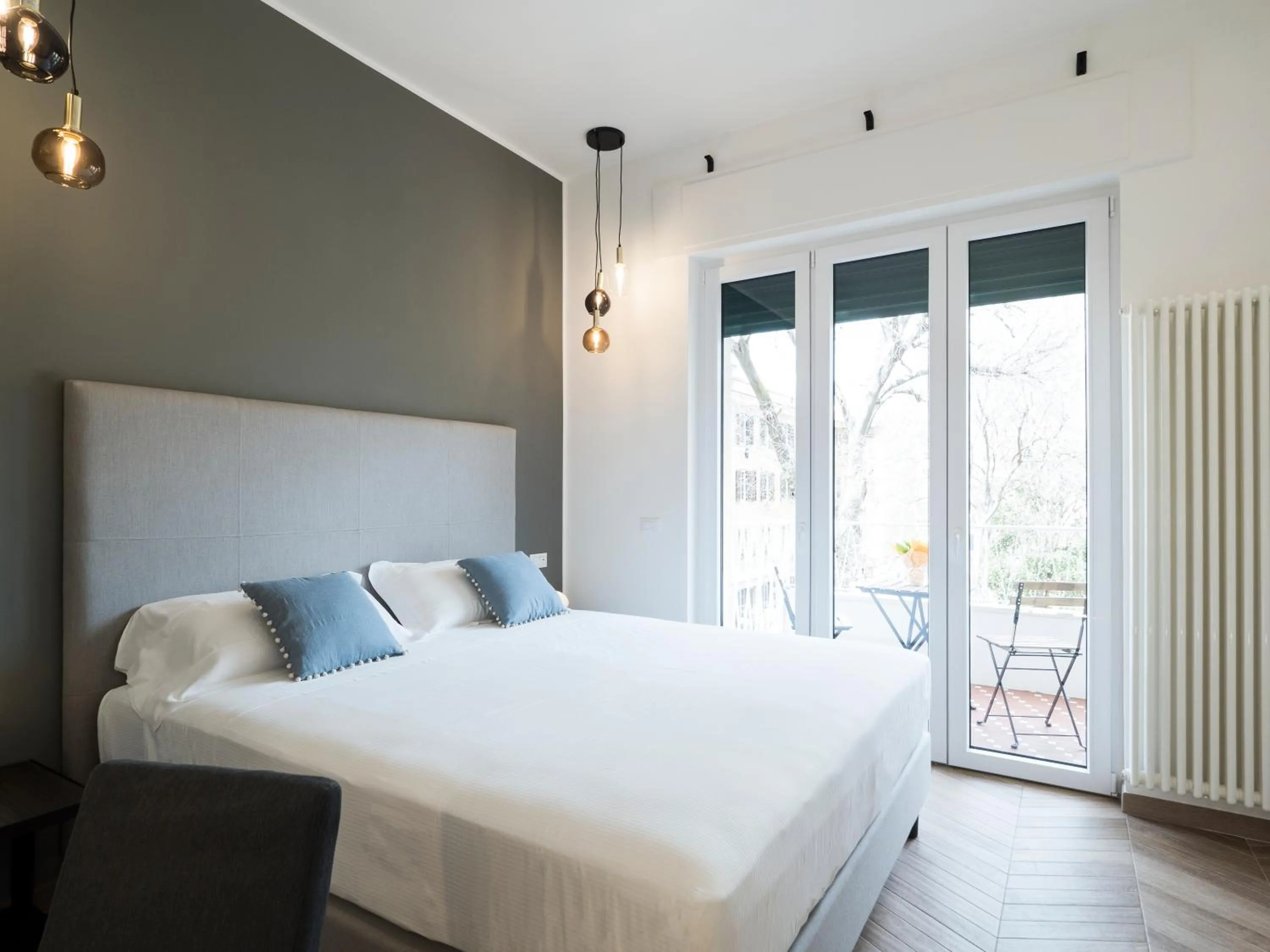 Queen Room with Balcony in Savoia Rooms Roma