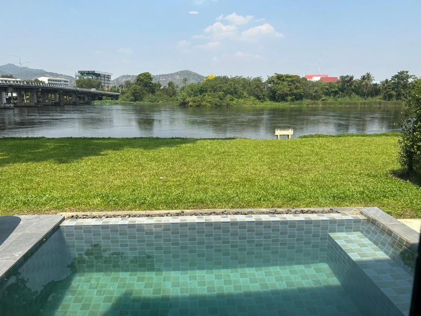 King Suite with Pool View in Raintree Boutique