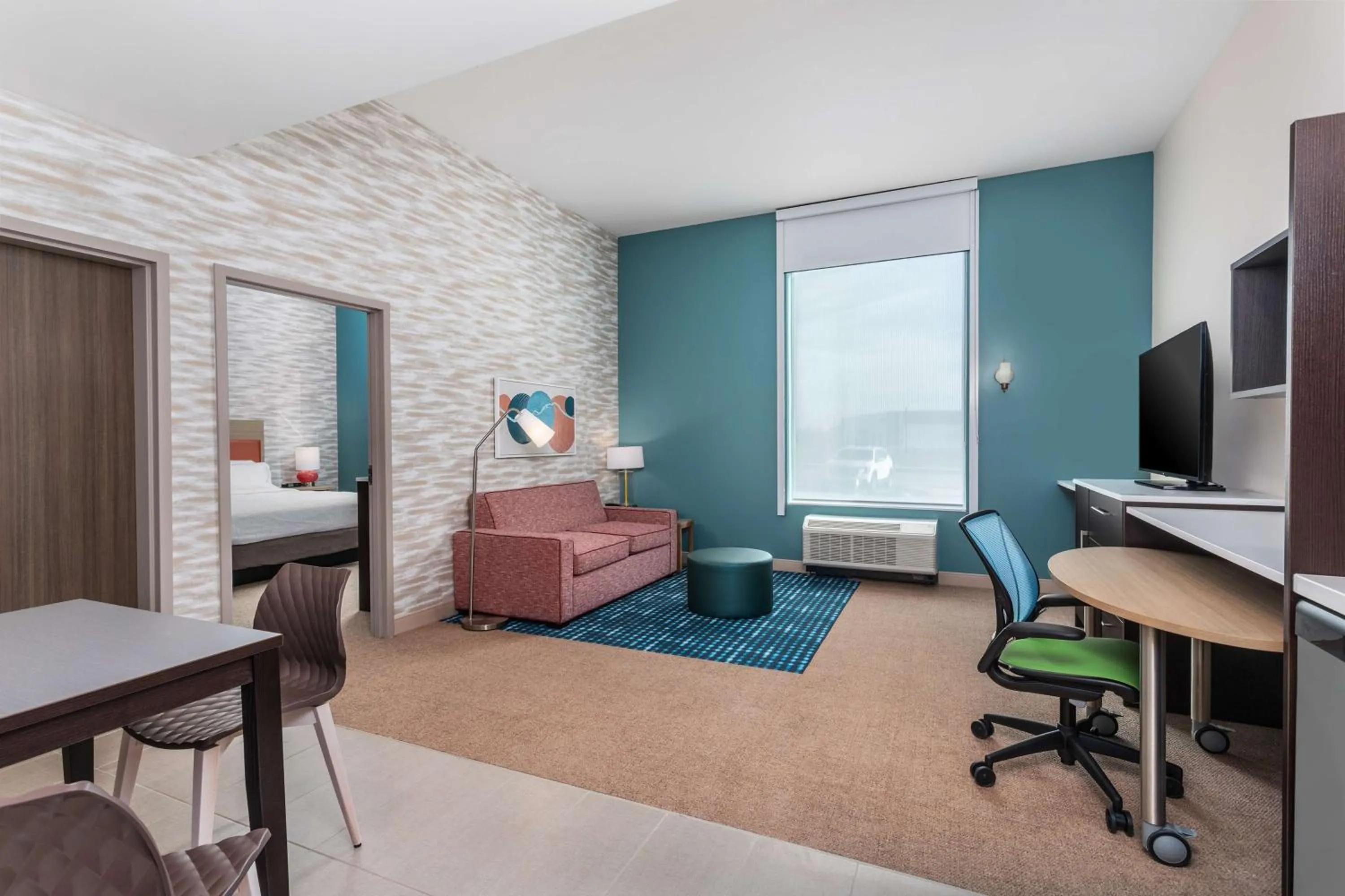 One-Bedroom King Suite in Home2 Suites By Hilton Cedar Rapids Westdale