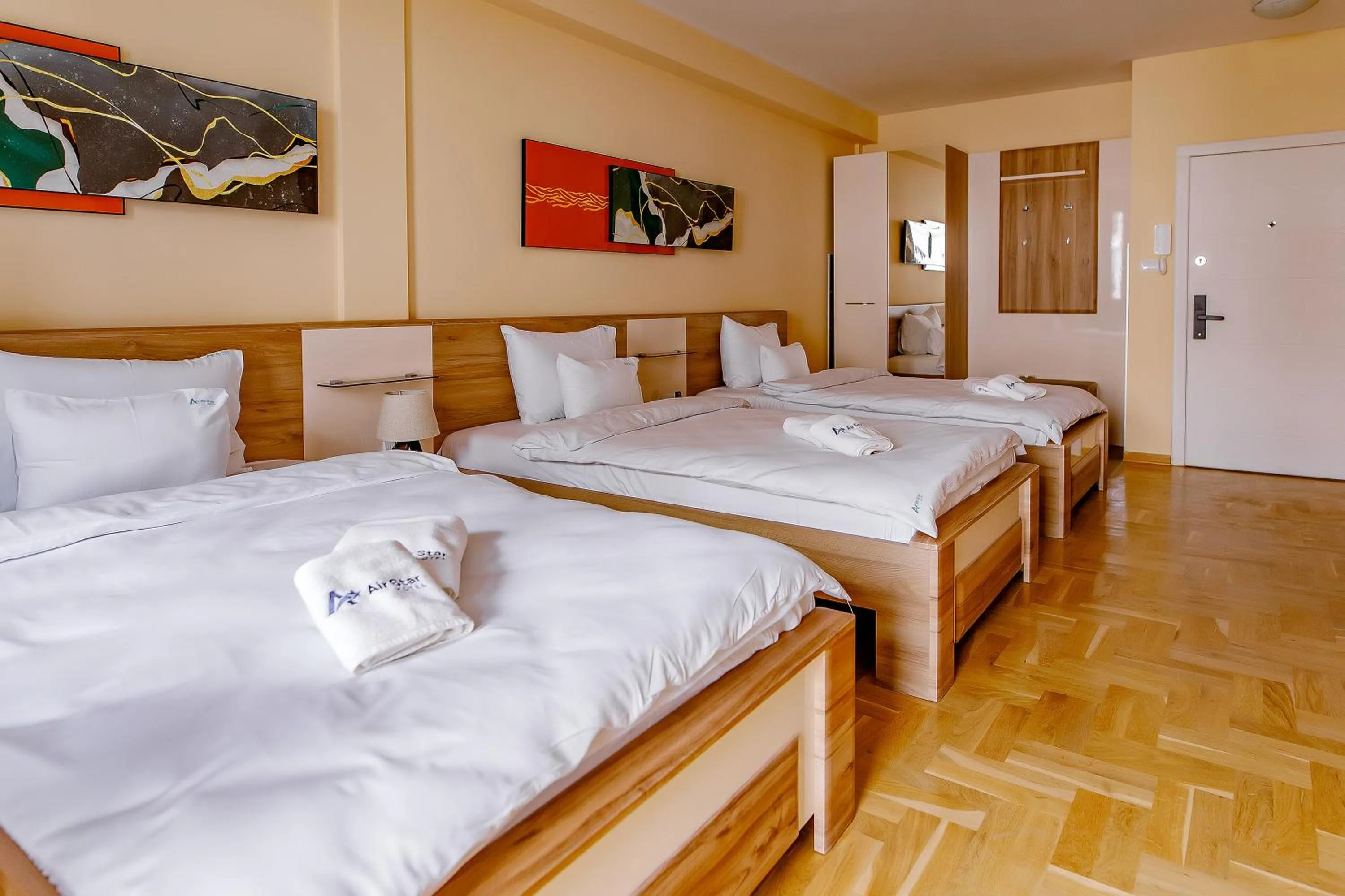 Triple Room with Balcony in Hotel AirStar