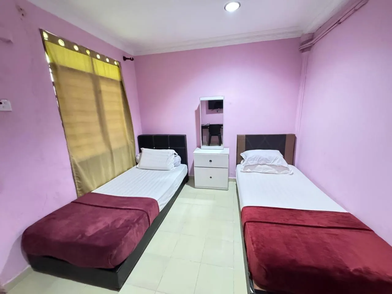 Deluxe Twin Room in Darul Salam Orkid Inn